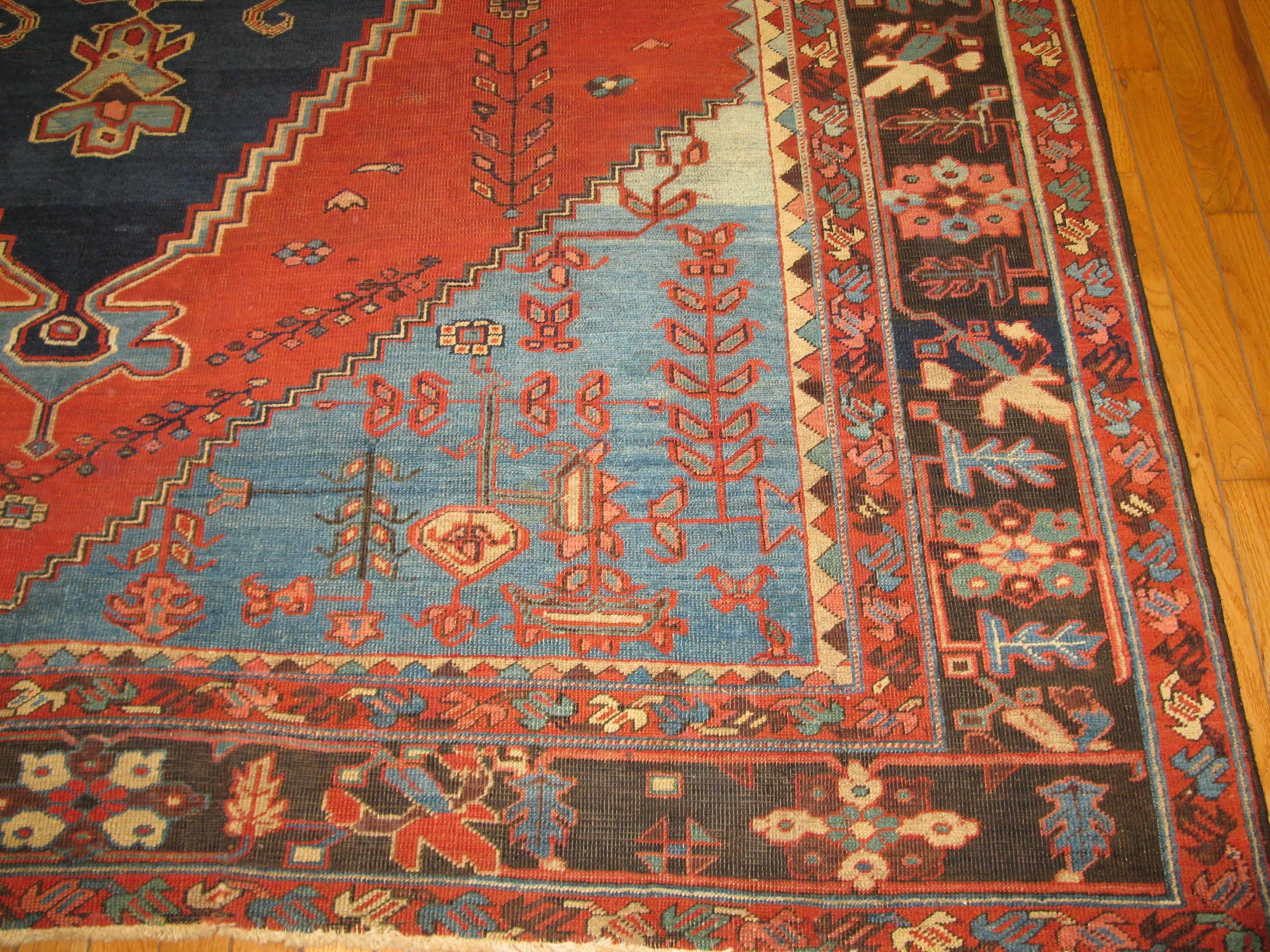 Late 19th Century Antique Persian Bakshaish Rug In Excellent Condition In Atlanta, GA