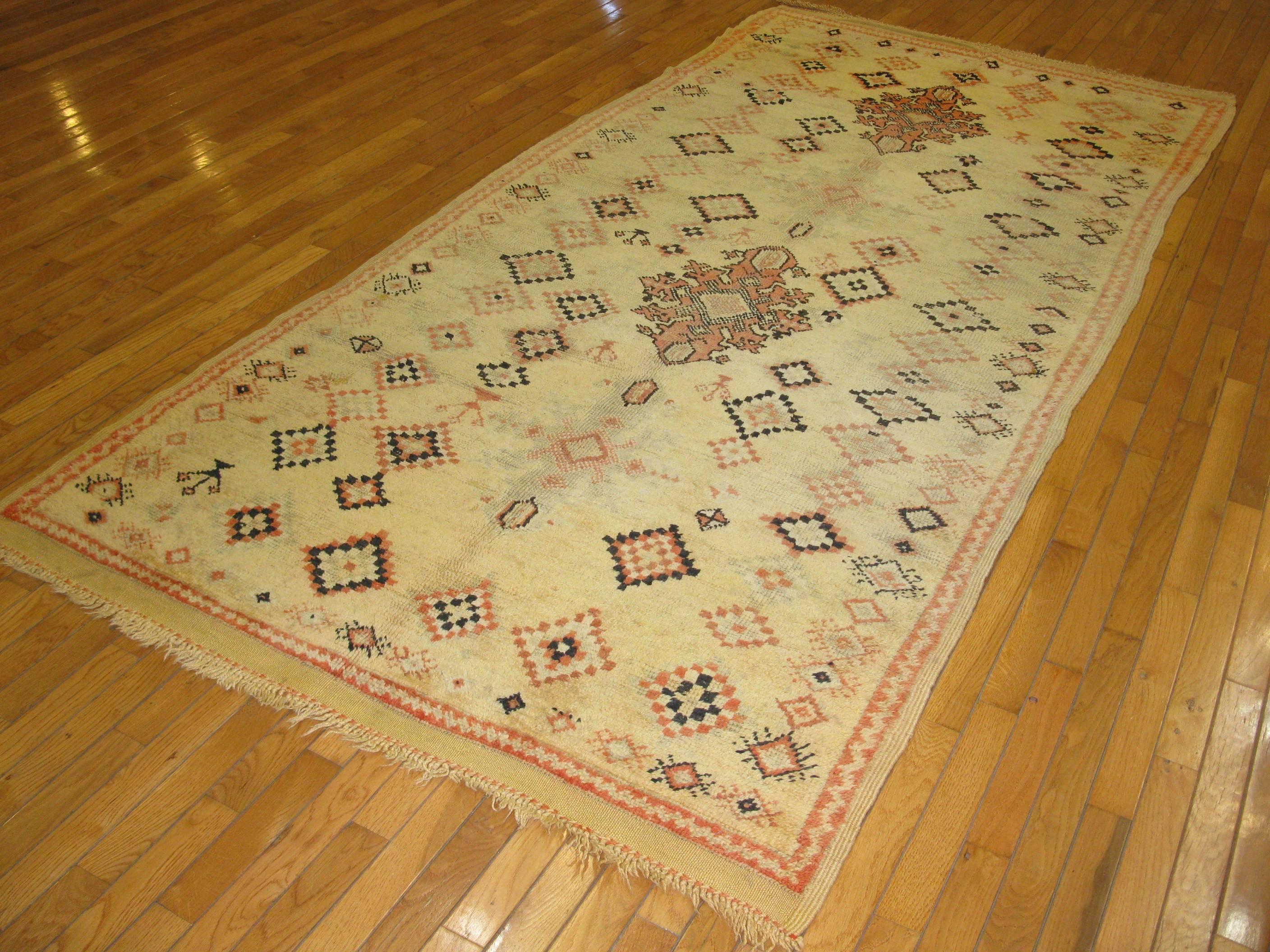 Wool Vintage Hand-Knotted Moroccan Rug For Sale