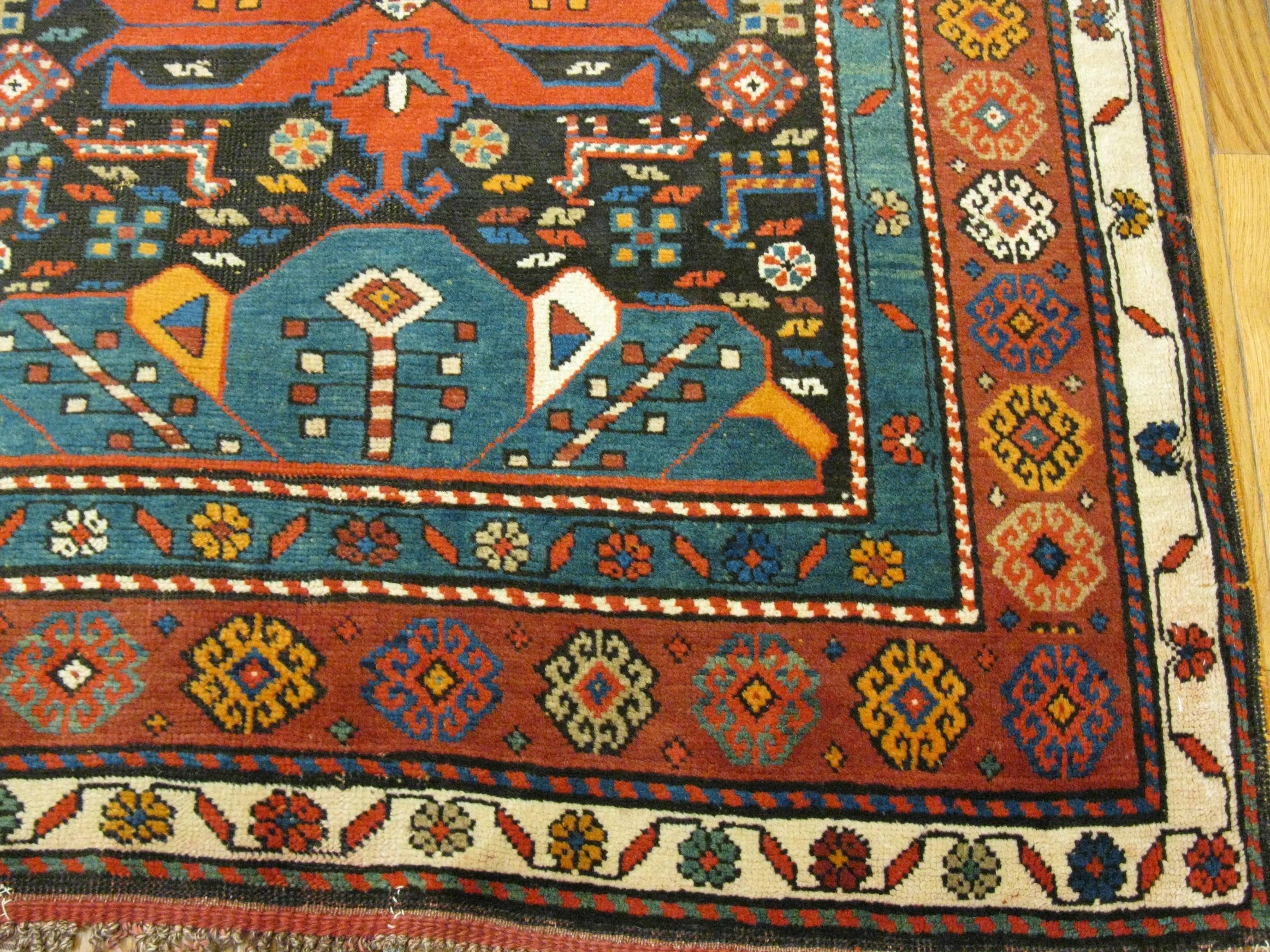 Antique Caucasian Kazak Rug In Excellent Condition For Sale In Atlanta, GA