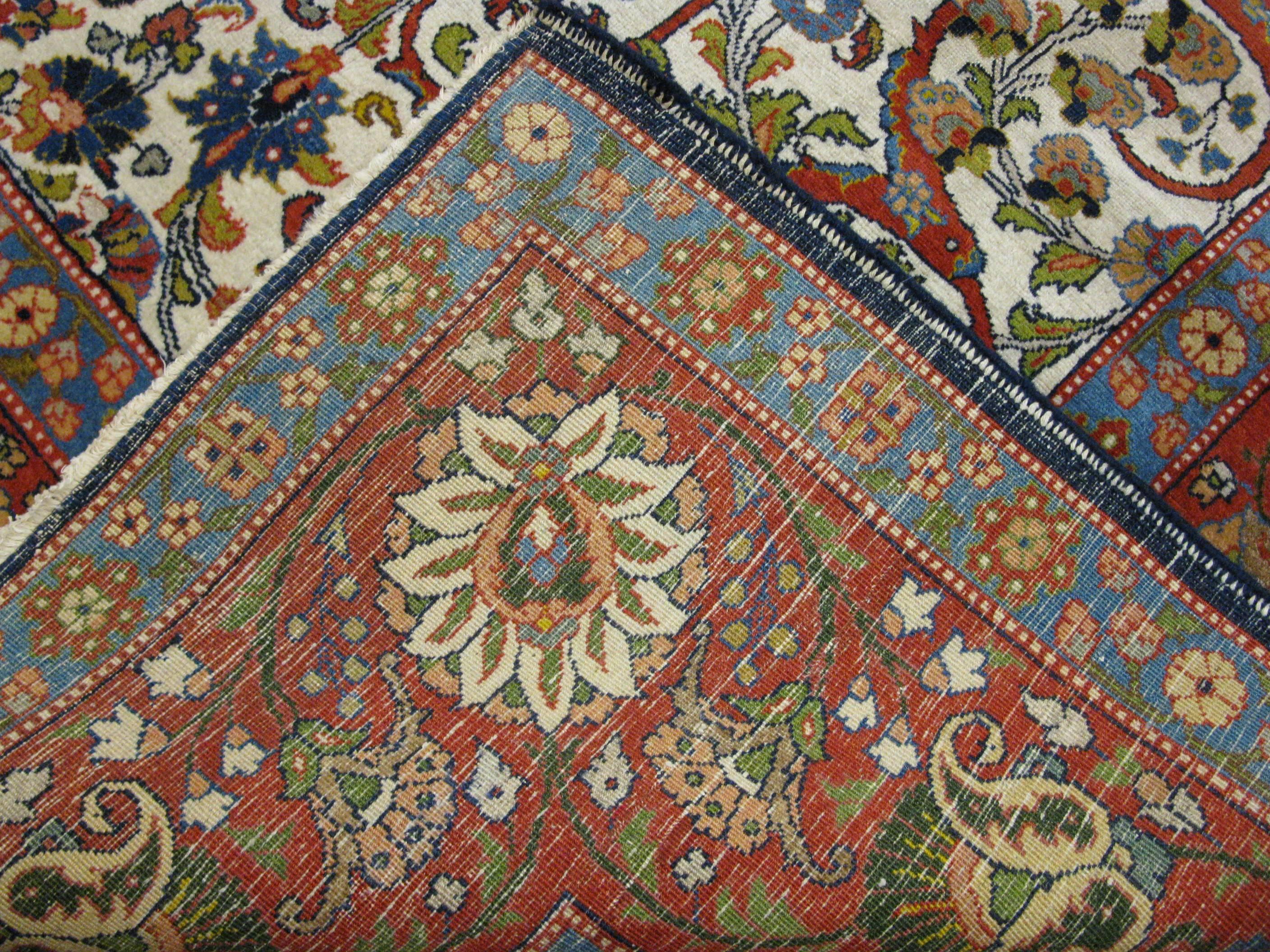 Antique Persian Tabriz In Excellent Condition For Sale In Atlanta, GA
