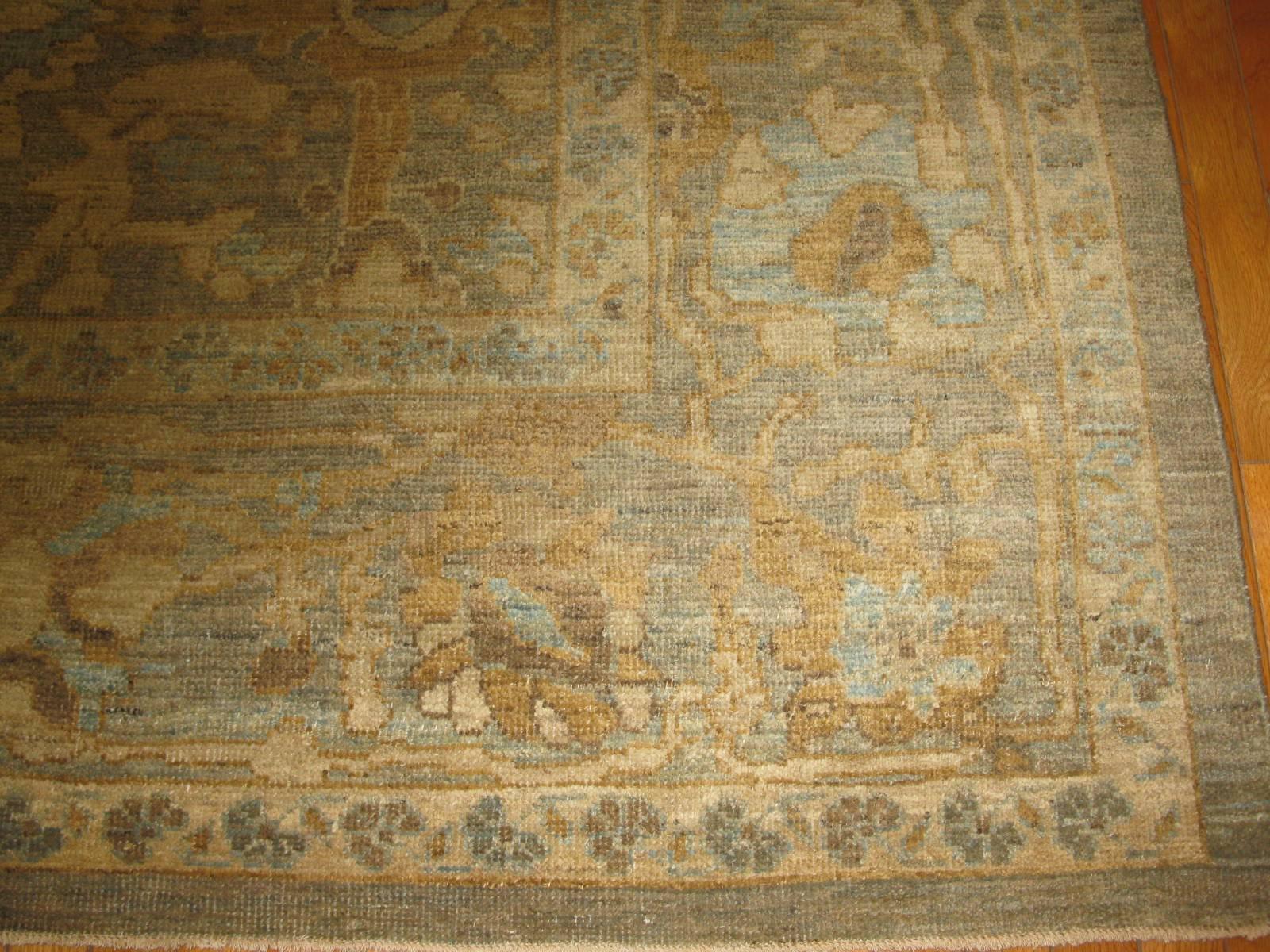 Contemporary Hand-Knotted Persian Sultanabad Rug