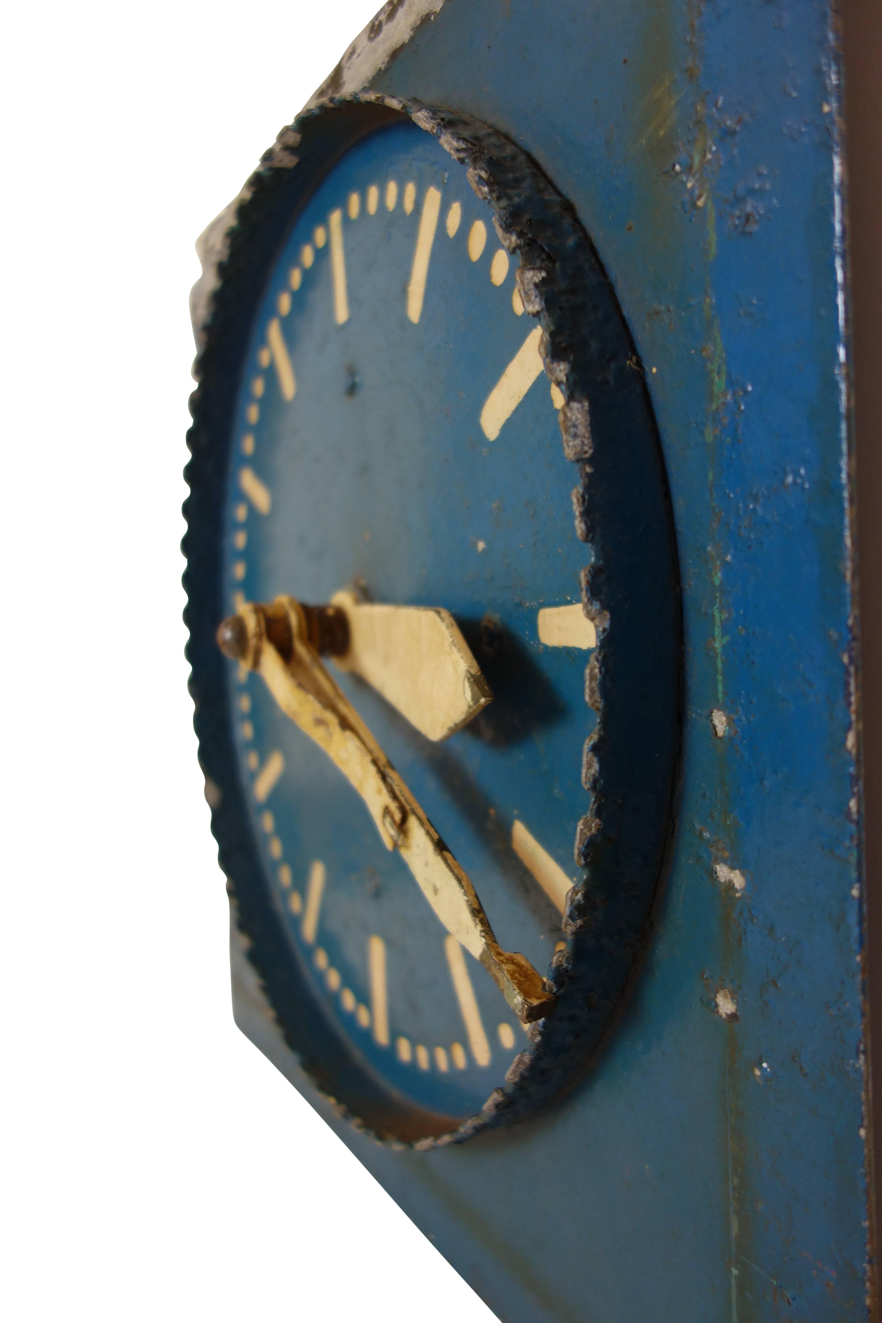 Blue Painted Double-Sided Clock Teaching Aid In Good Condition For Sale In Seattle, WA