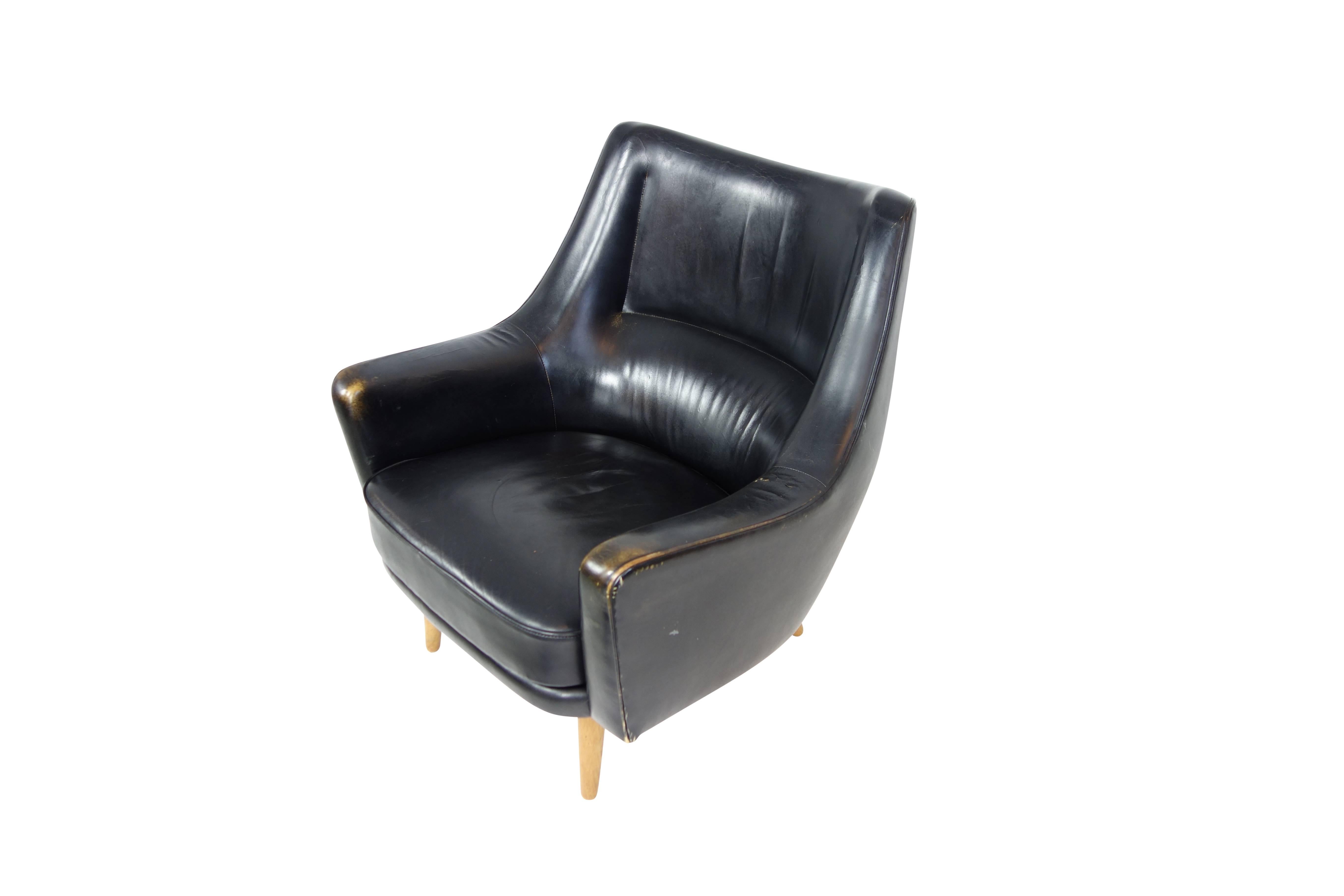 Scandinavian Modern Black Leather Lounge Chair by Ib Kofod-Larsen