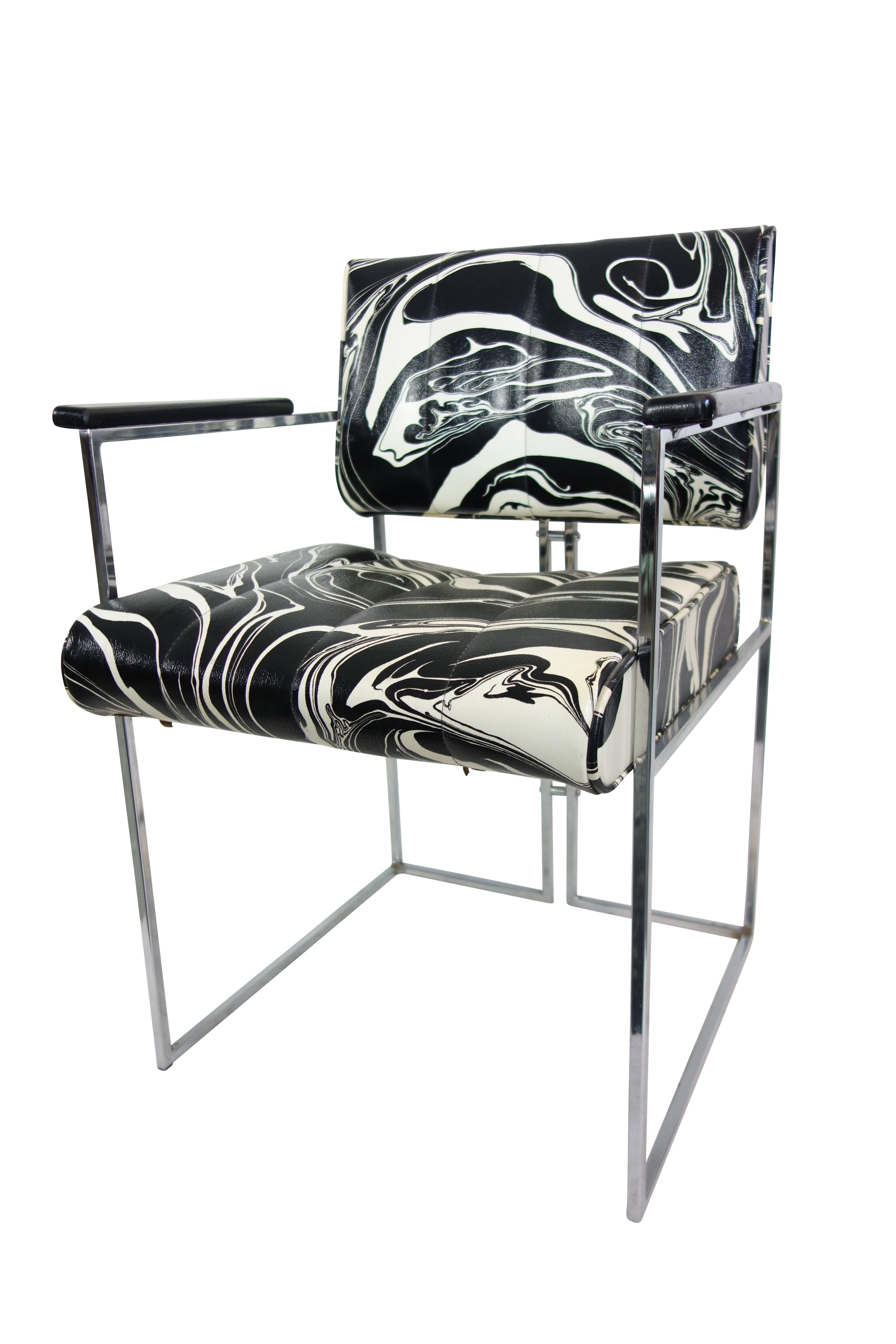 Canadian Set of Four Vintage Black and White Marbled Vinyl Chairs by Samton For Sale