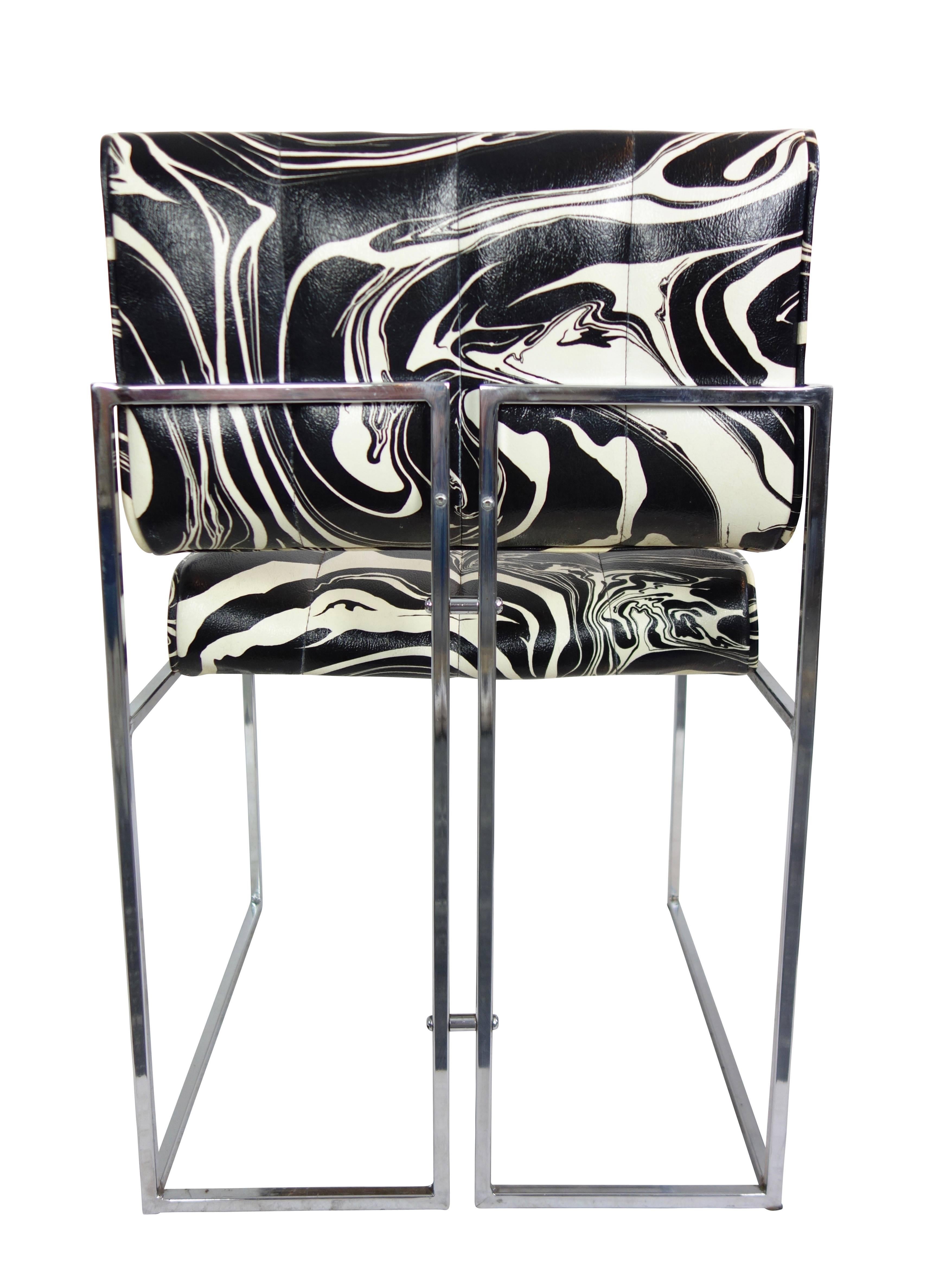 20th Century Set of Four Vintage Black and White Marbled Vinyl Chairs by Samton For Sale