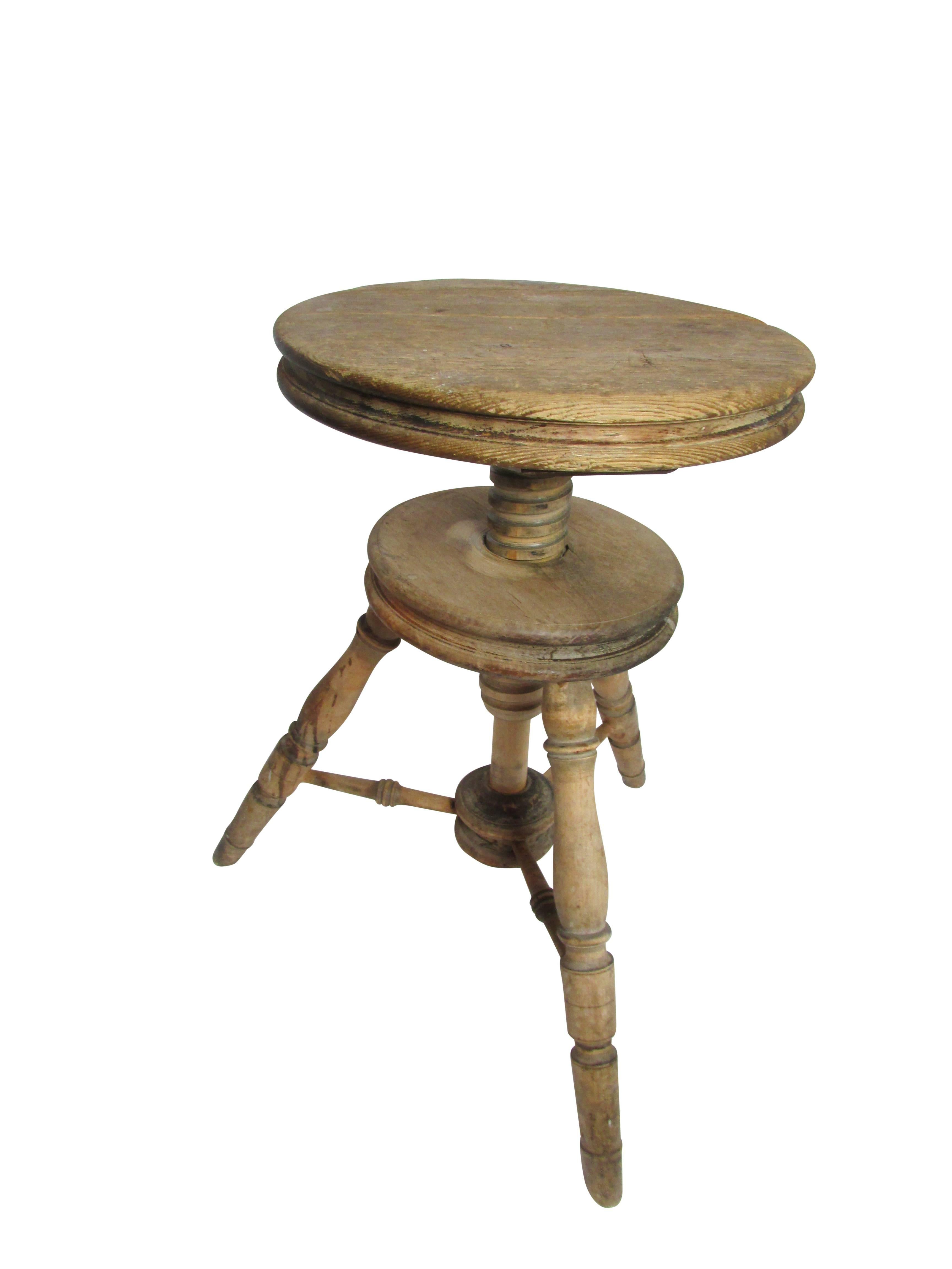 19th Century Adjustable Swedish Pine Music Stool In Good Condition In Seattle, WA