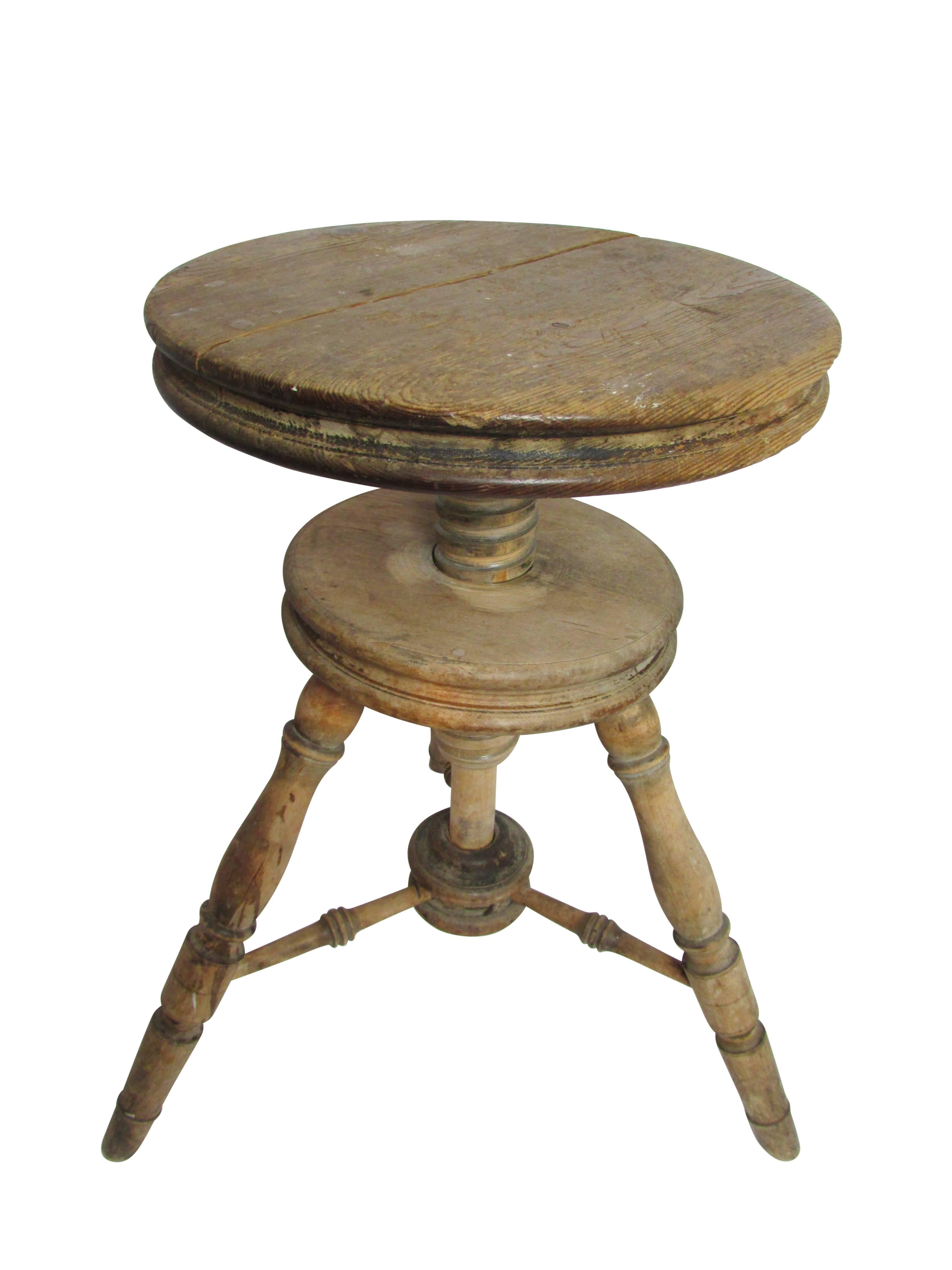 This is a late 19th century adjustable pine music stool from Sweden.
Measures:
23.5