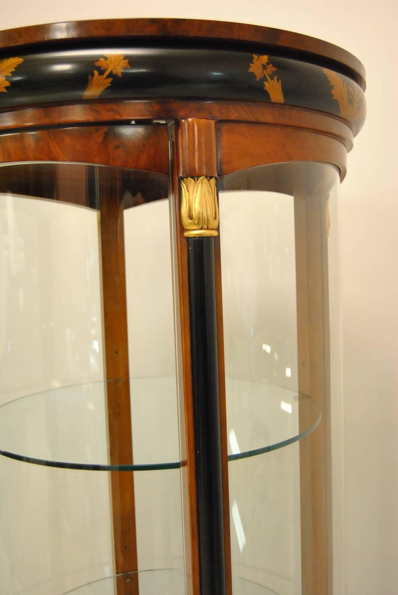 round glass cabinet