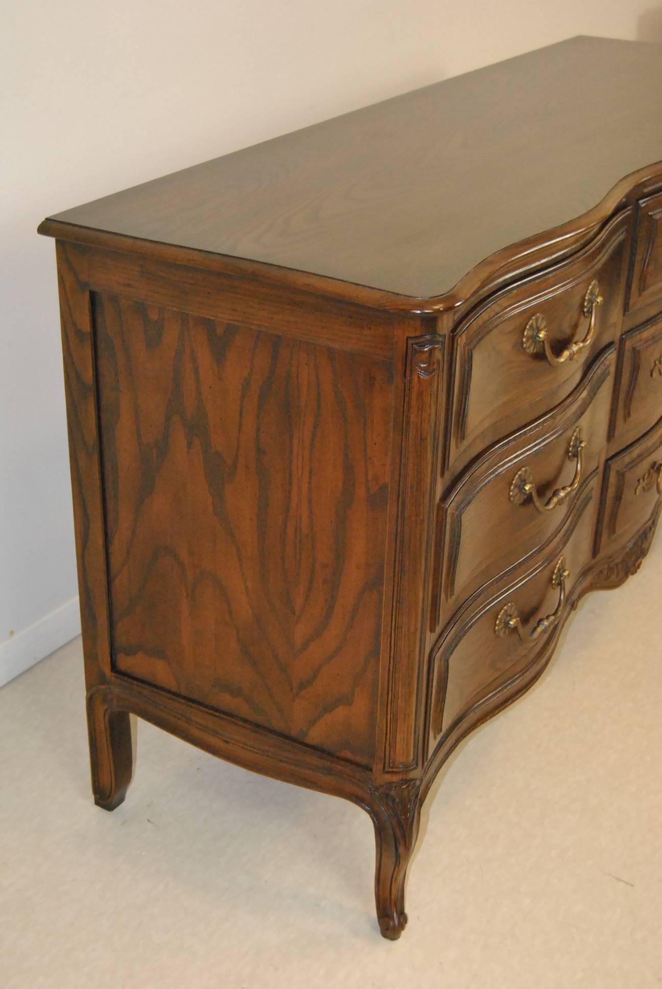 20th Century Henredon Four Centuries Collection Oak French Style Chest