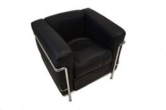 LC2 Cassina LeCorbusier: Chromsessel aus schwarzem Leder