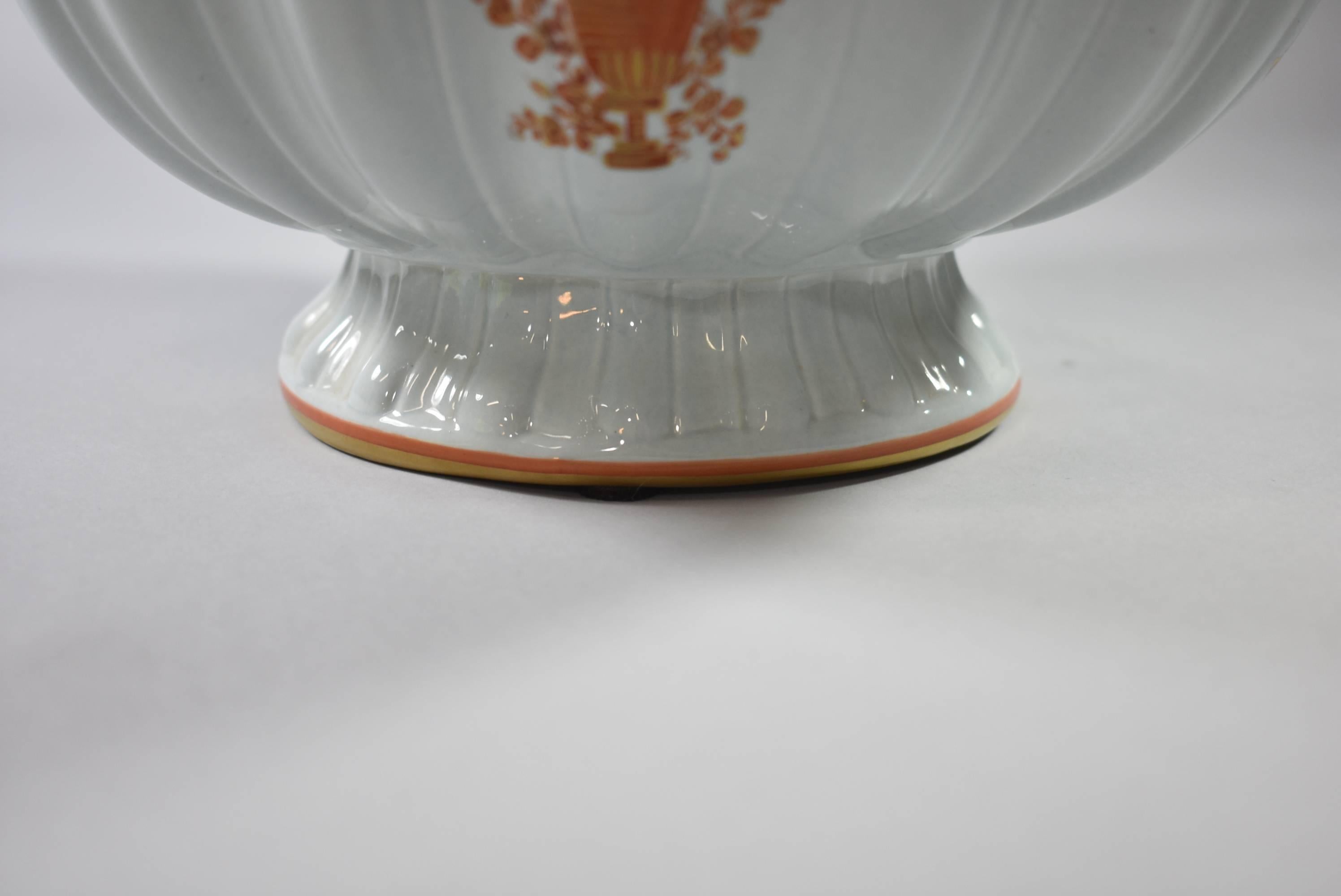 Italian Porcelain Orange and Gold Detail Footed Bowl Scalloped Edge, Mottahedeh 1