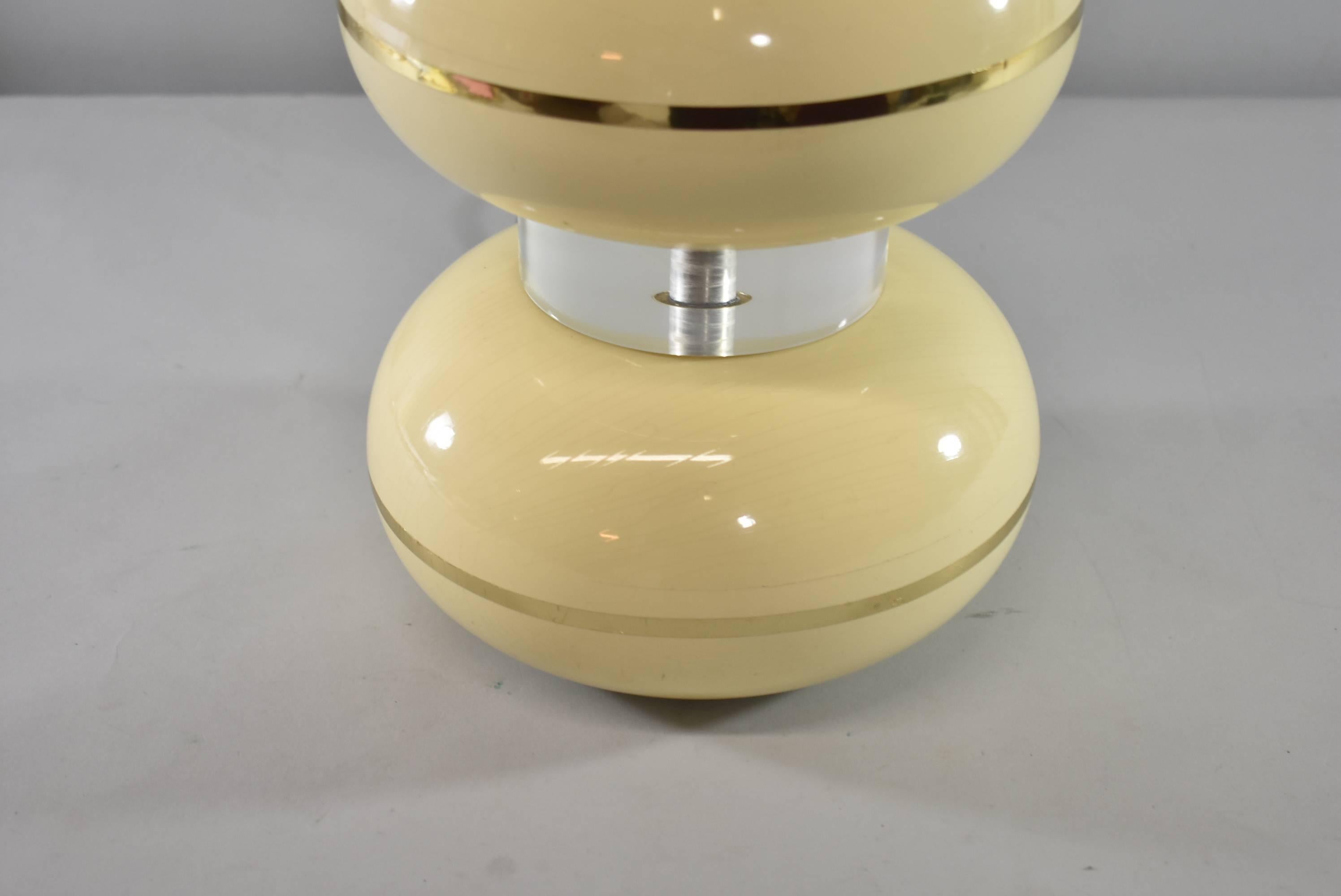 Lucite Mid-Century Modern Table Lamp with String Shade by Karl Springer For Sale