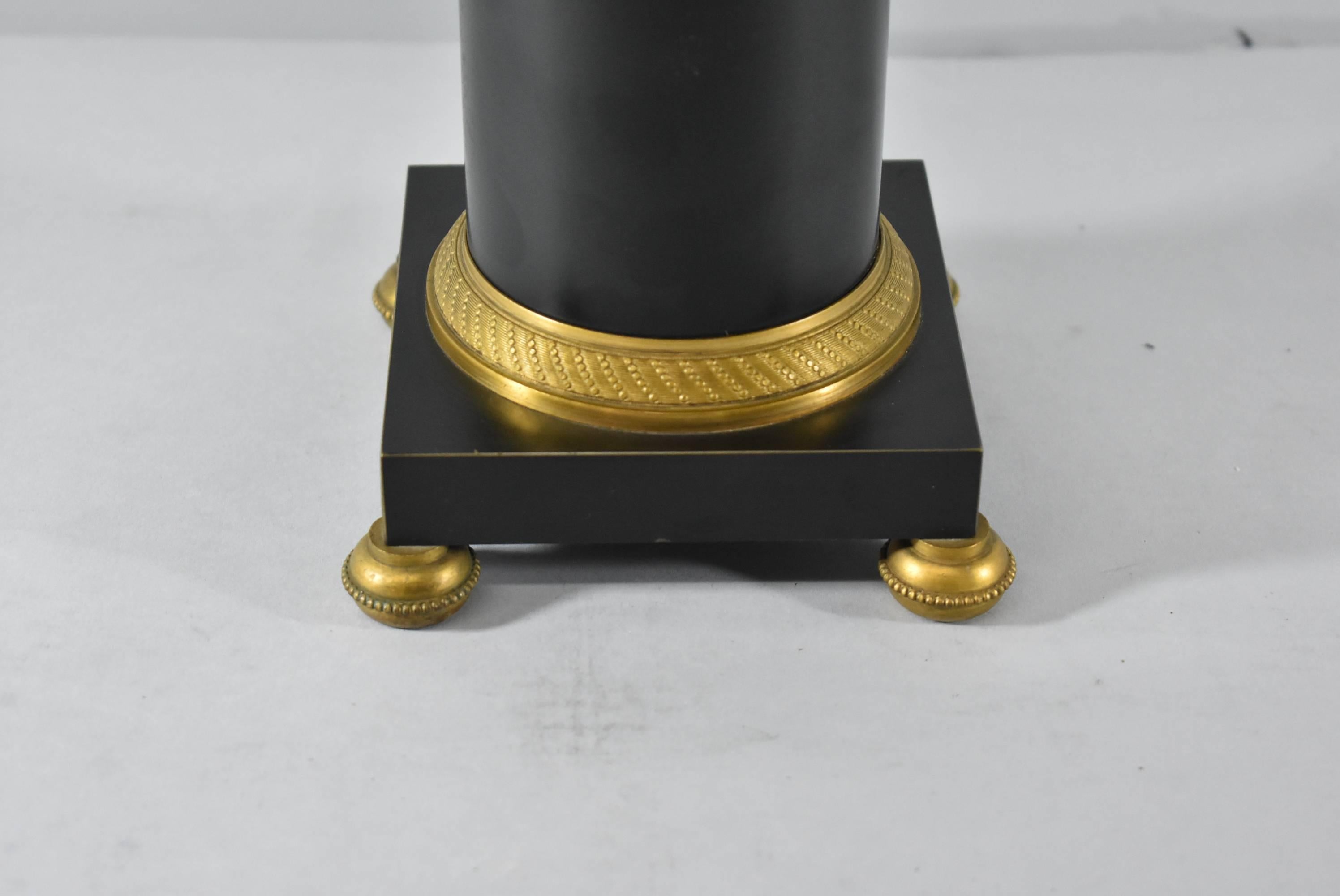 French Empire Black Urn Lamp with Bronze Mounts For Sale 1