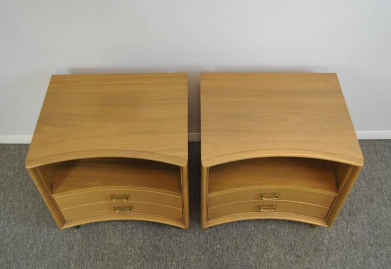 Pair Of Mid Century Modern Nightstands By Paul Frankl For Johnson