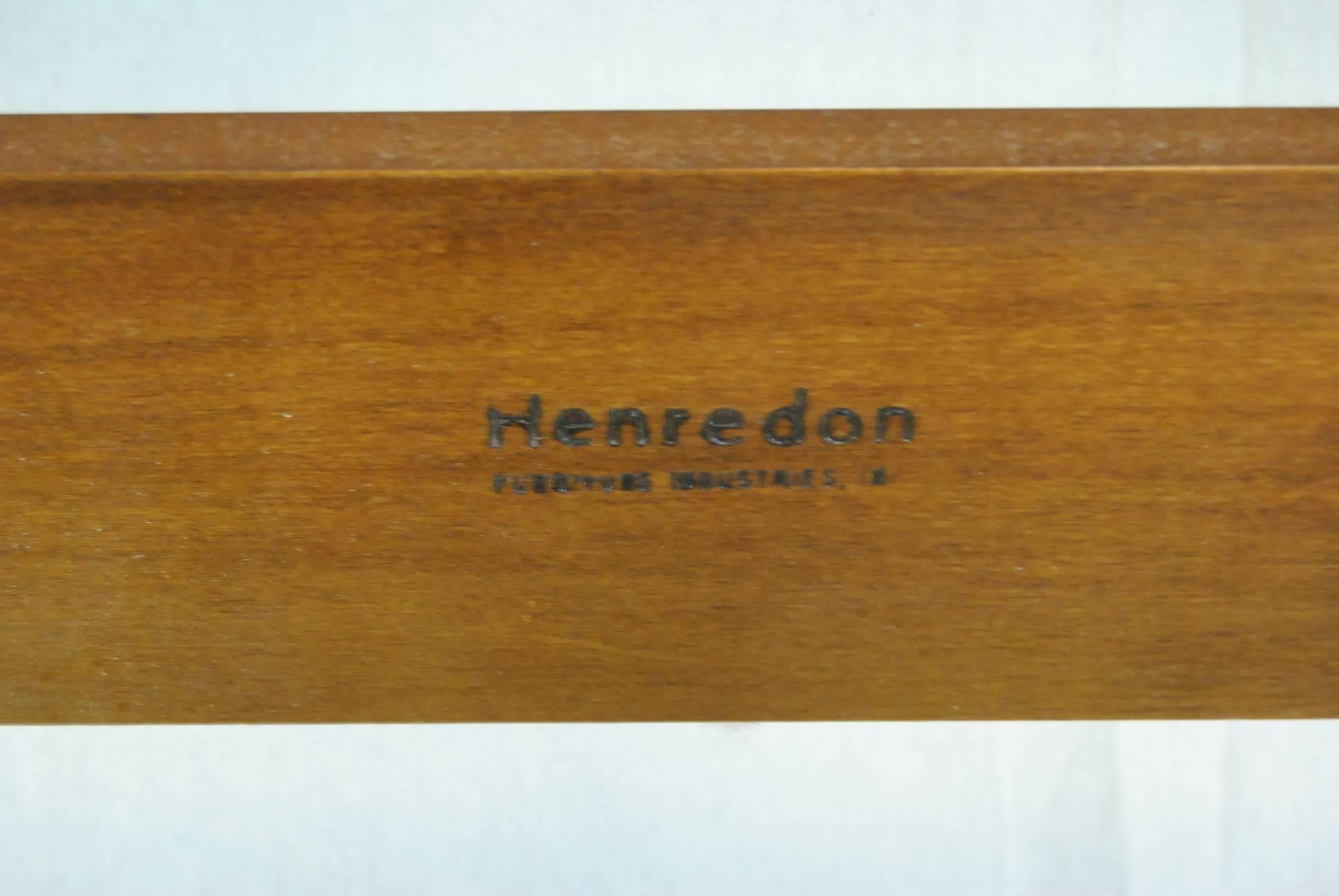 Federal Style Henredon Cherry Queen-Size Canopy Bed Frame In Good Condition In Toledo, OH