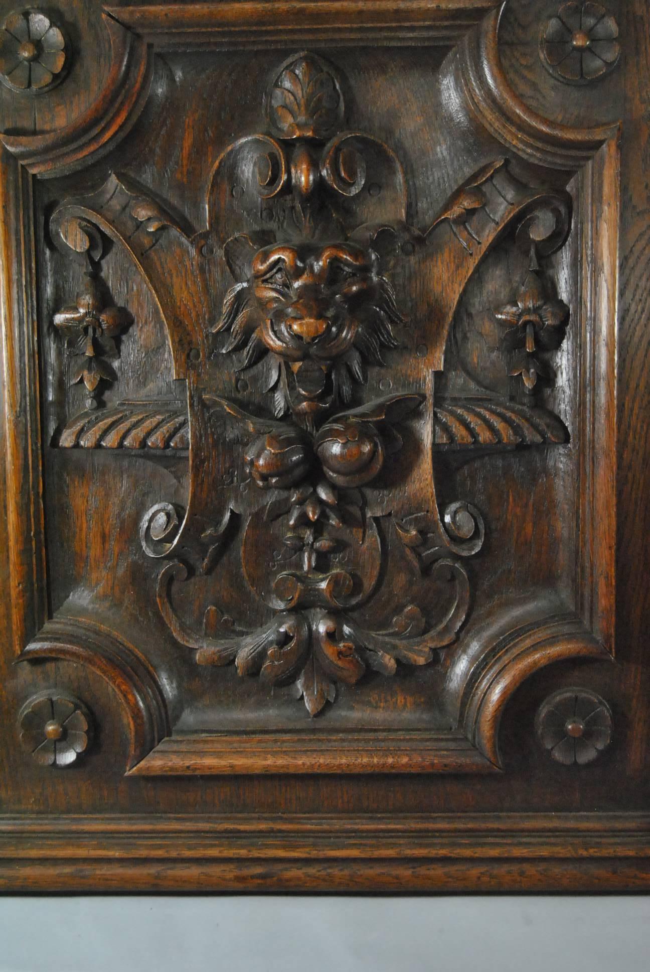 Tudor Style High Relief Carved Oak Panels with Lions Heads and Fruit In Good Condition In Toledo, OH