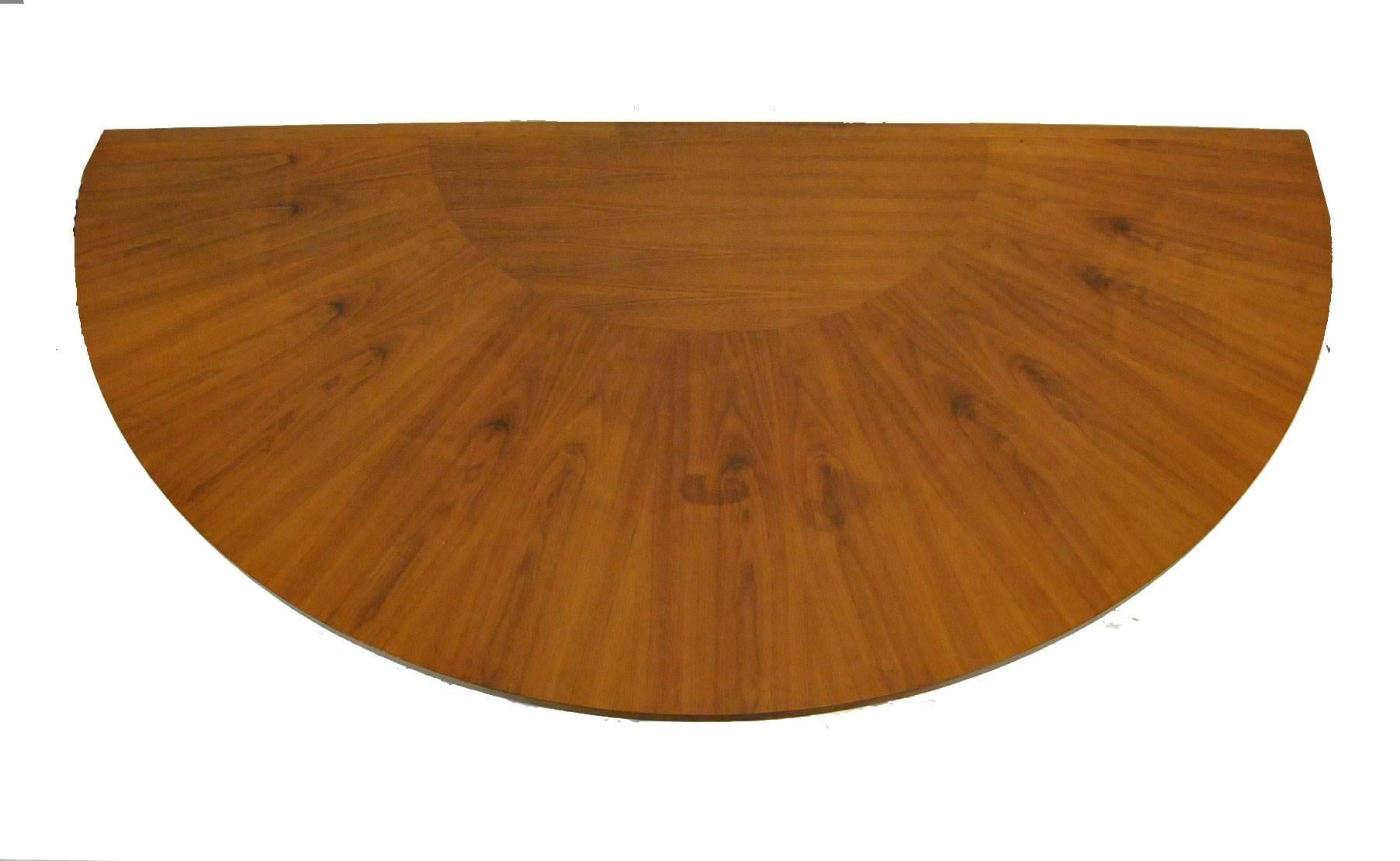 lick table