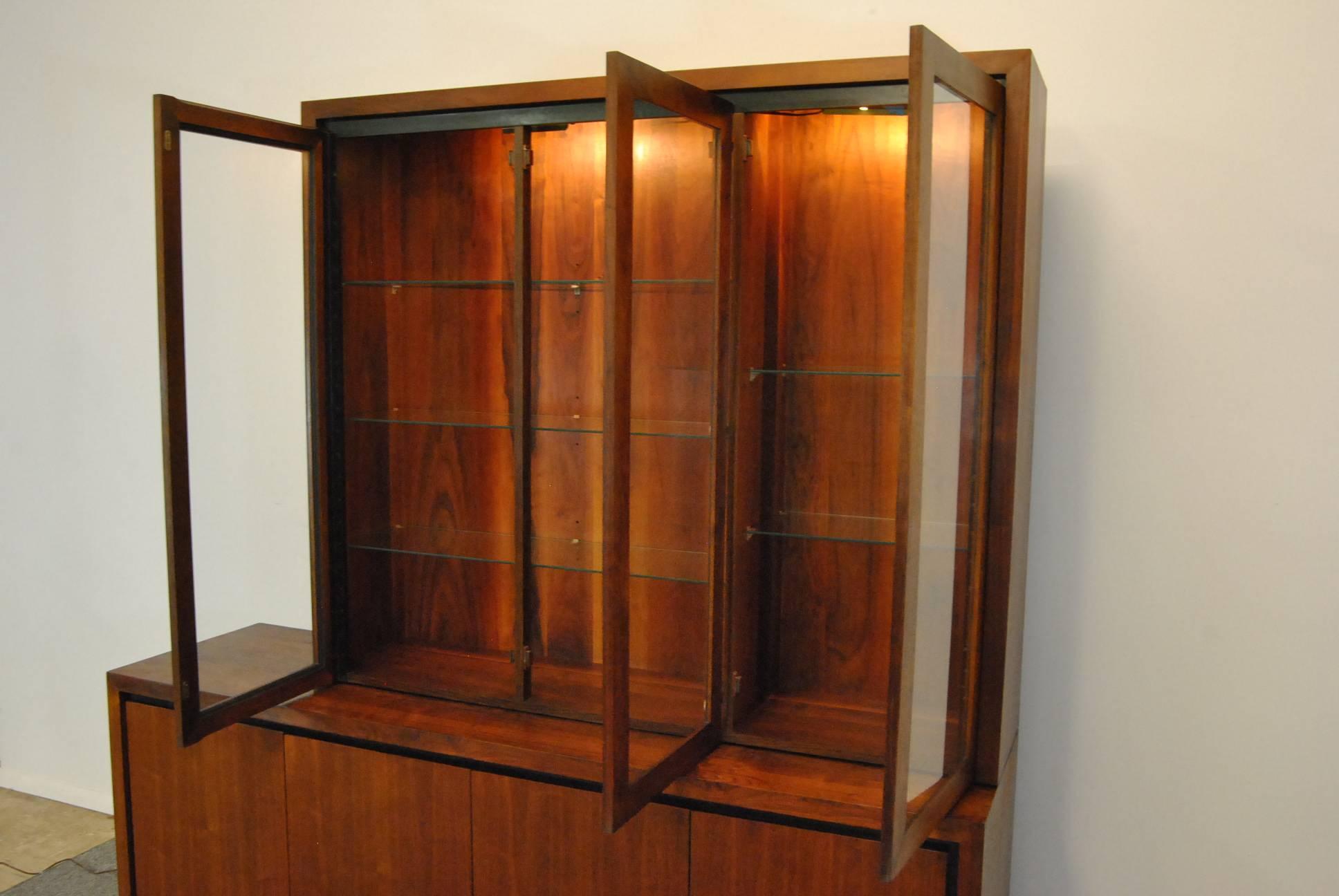 Mid-Century Danish Modern Two Pc Teak Buffet China Display Cabinet by Dillingham In Good Condition In Toledo, OH