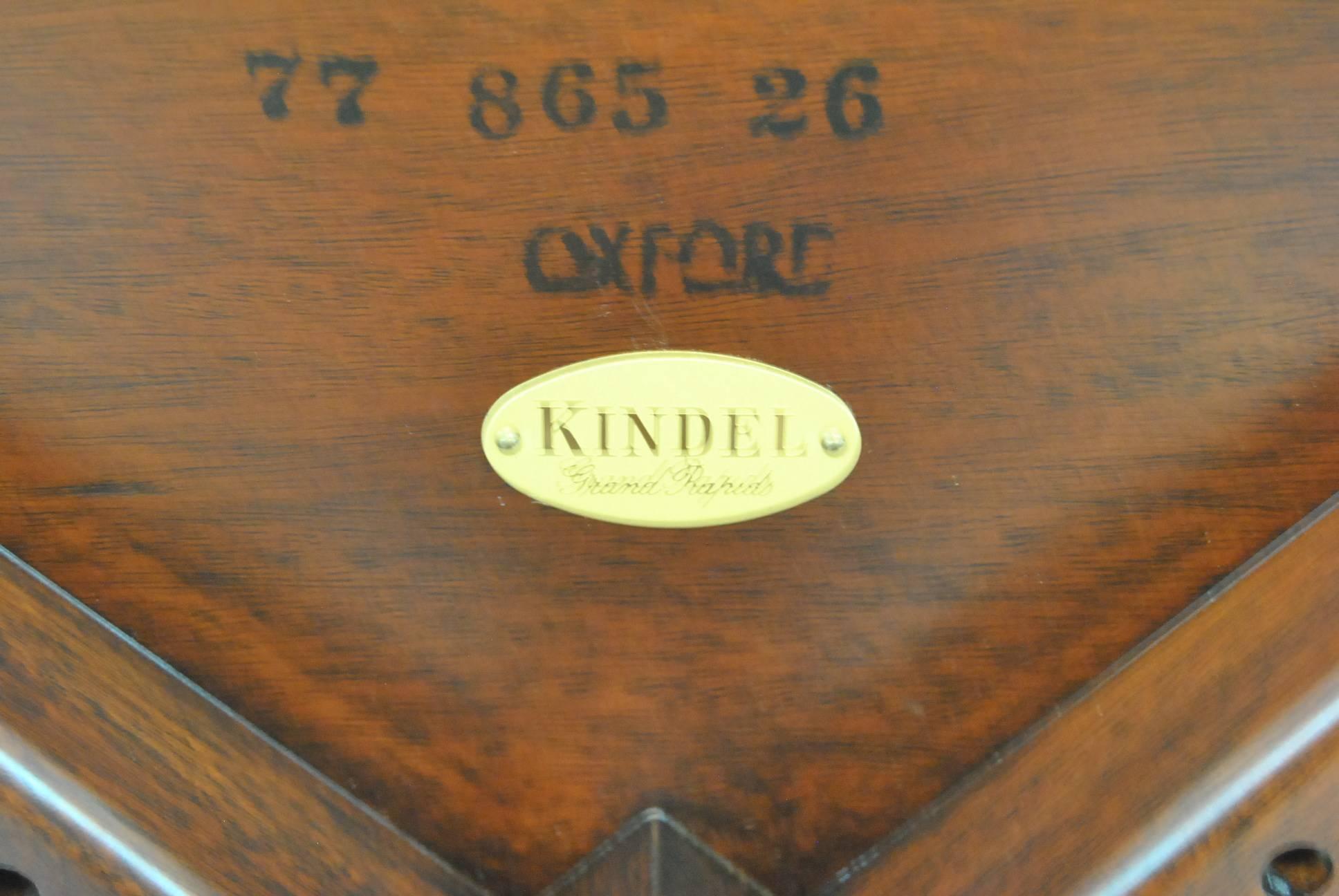 Georgian Style Oval Mahogany Banded Top Coffee Table by Kindel 3