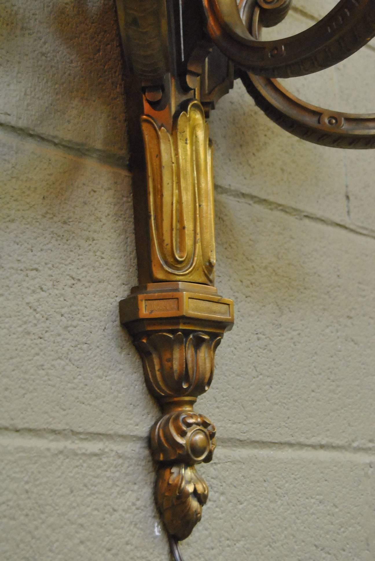 Ornate Doré Bronze Neoclassical Three-Arm Wall Sconce In Good Condition In Toledo, OH