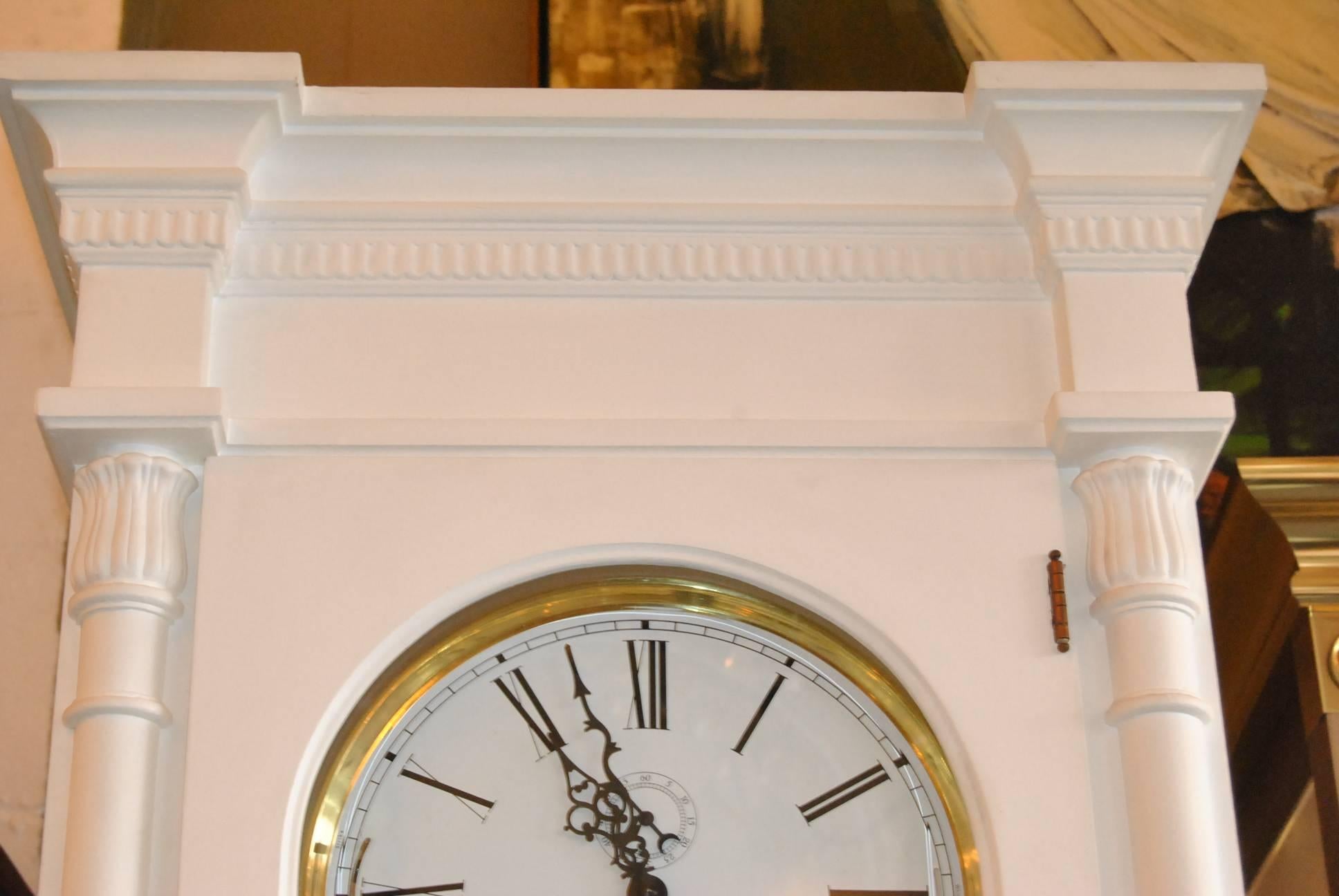 Sligh Trend Grandfather Clock, Classic Dorset Model, White In Good Condition In Toledo, OH