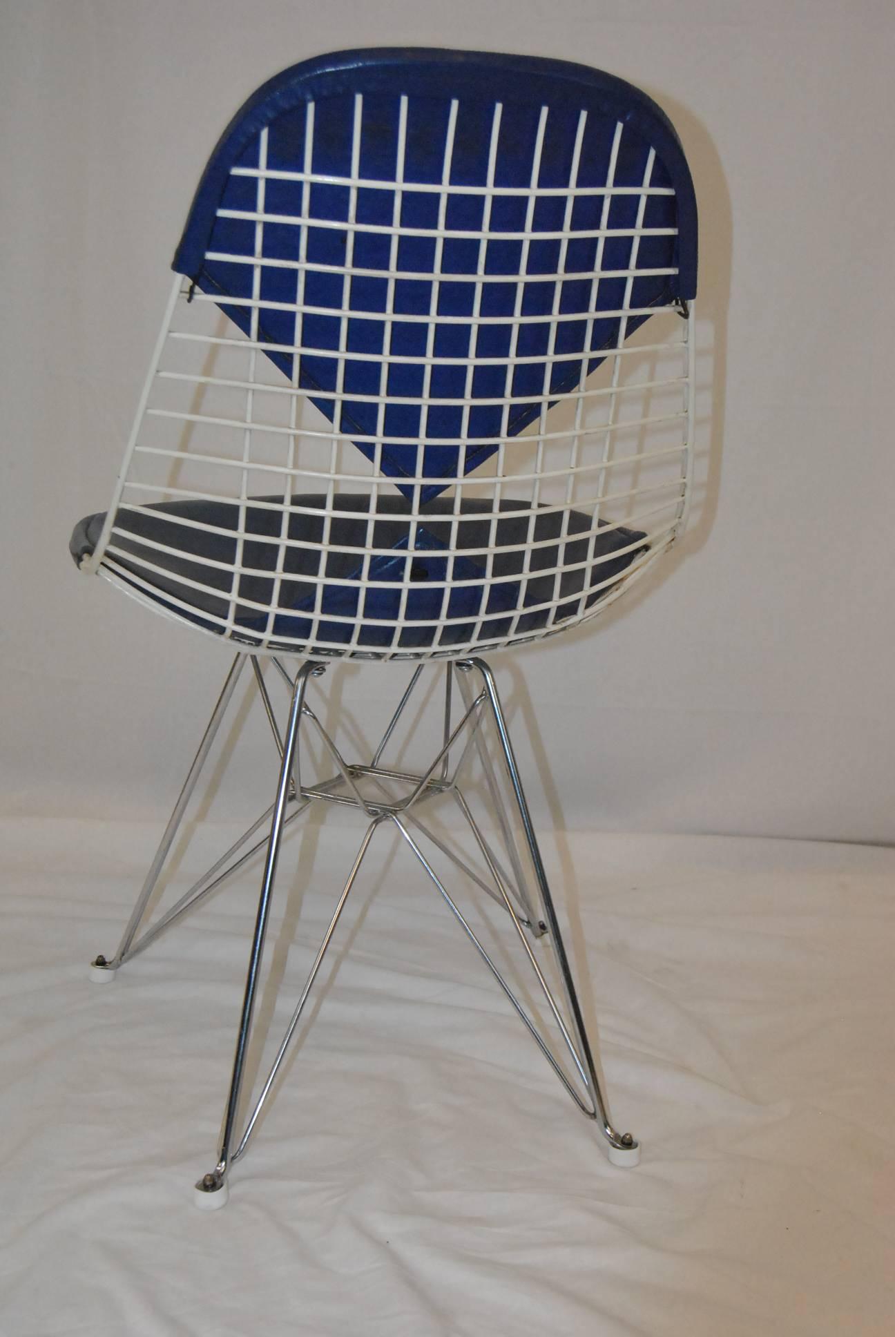 Set of Six Herman Miller Dark Blue Wire Bikini Chairs 1