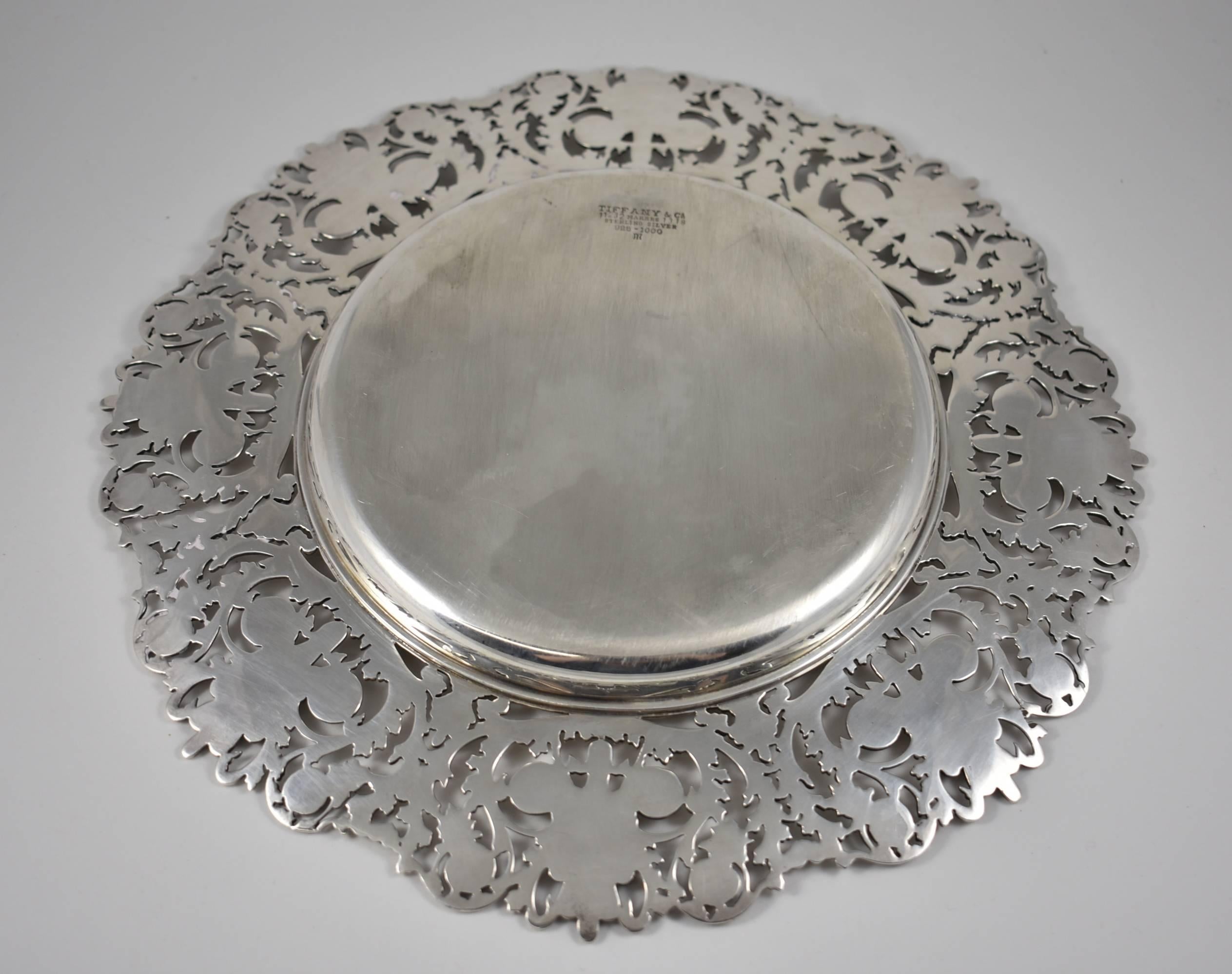 20th Century Pair of Tiffany & Co. Sterling Silver Reticulated Plates