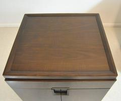 Ein Paar Boxer-Truhen:: entworfen von William Sofield für Baker Furniture