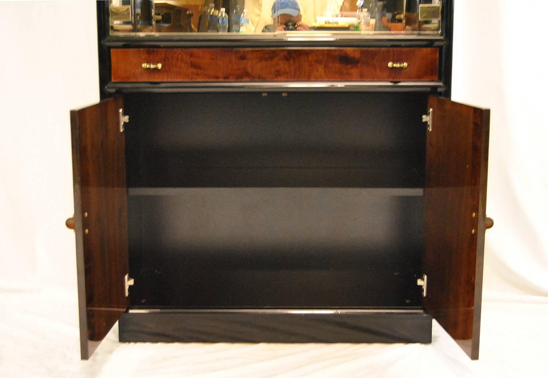 Black Lacquer with Myrtle Burl Fronts Display Cabinet, Henredon Scene Three In Good Condition In Toledo, OH