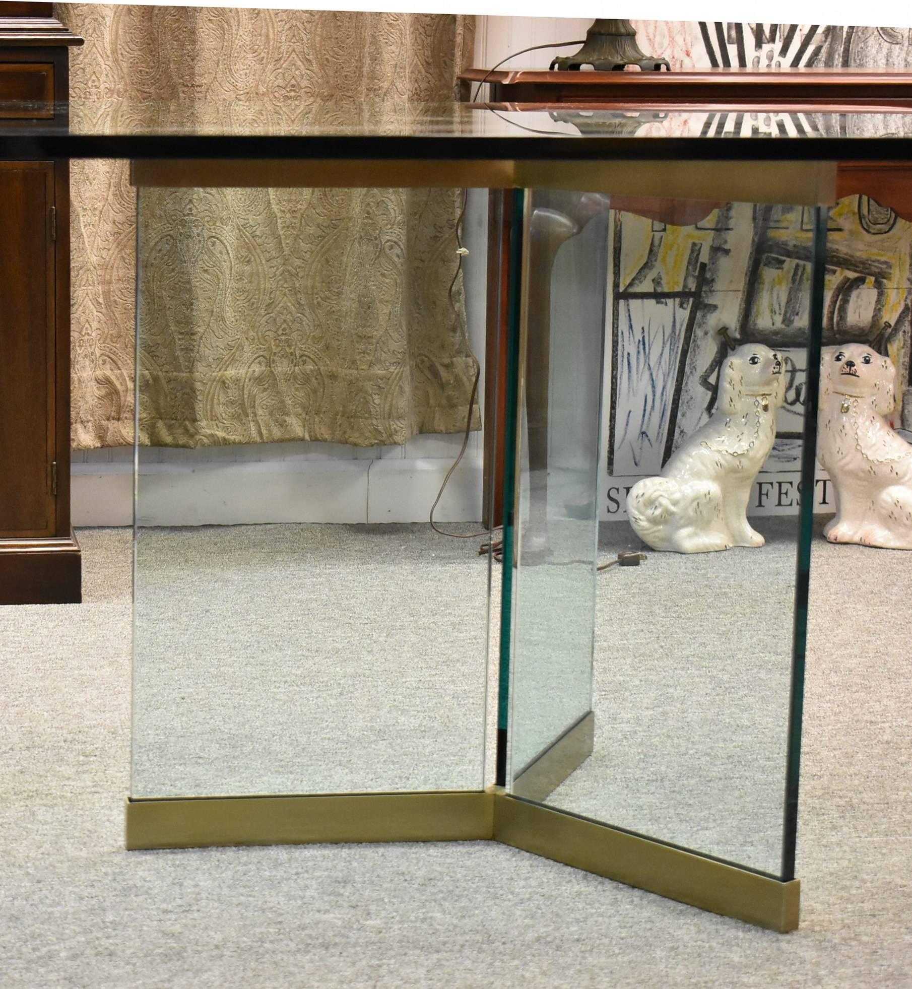 20th Century Sculptural Dining Table in Glass and Brass Designed by Leon Rosen for Pace