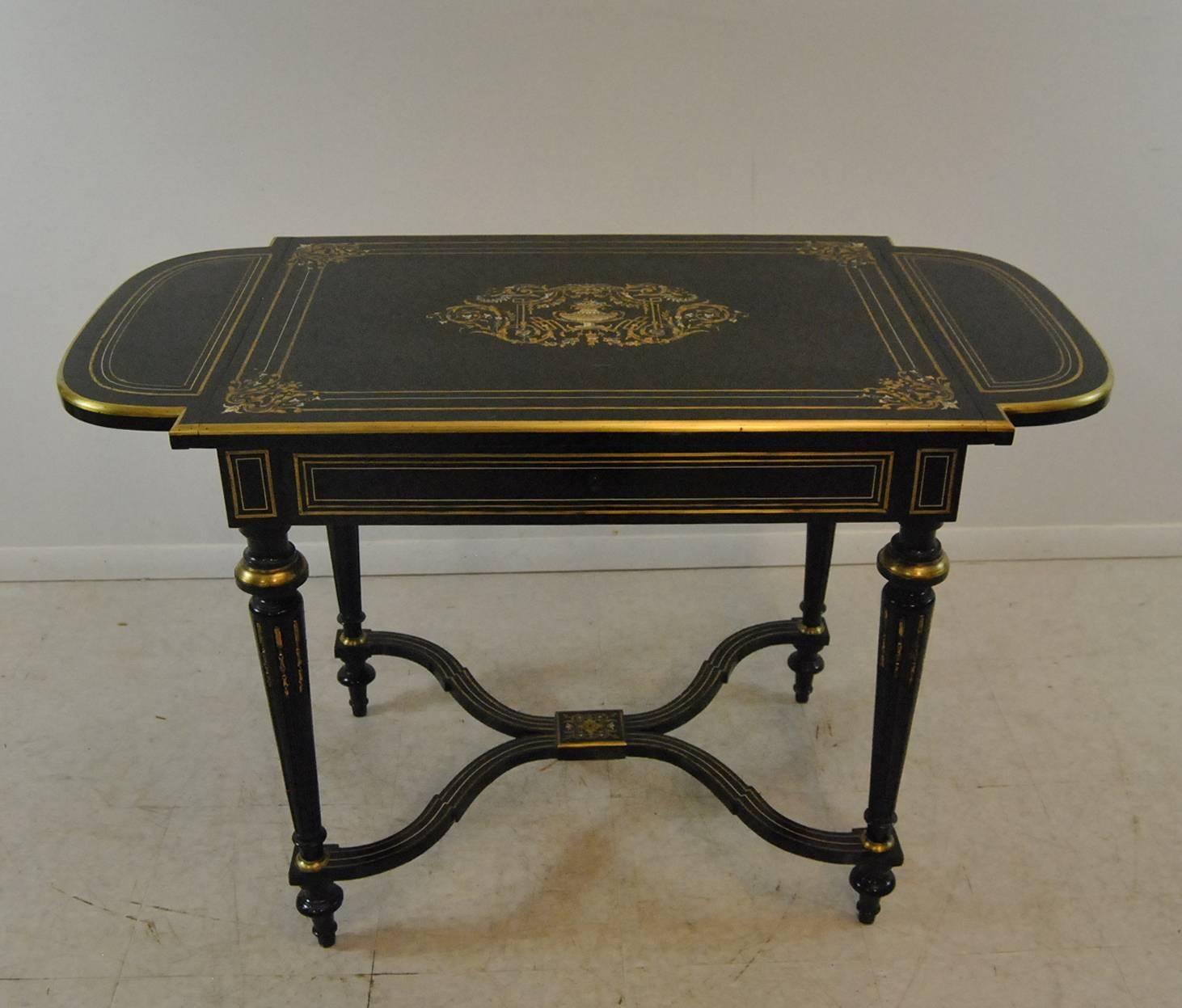 19th Century Ebonized Drop Leaf Table with Inlaid Mother-of-Pearl and Brass In Good Condition For Sale In Toledo, OH