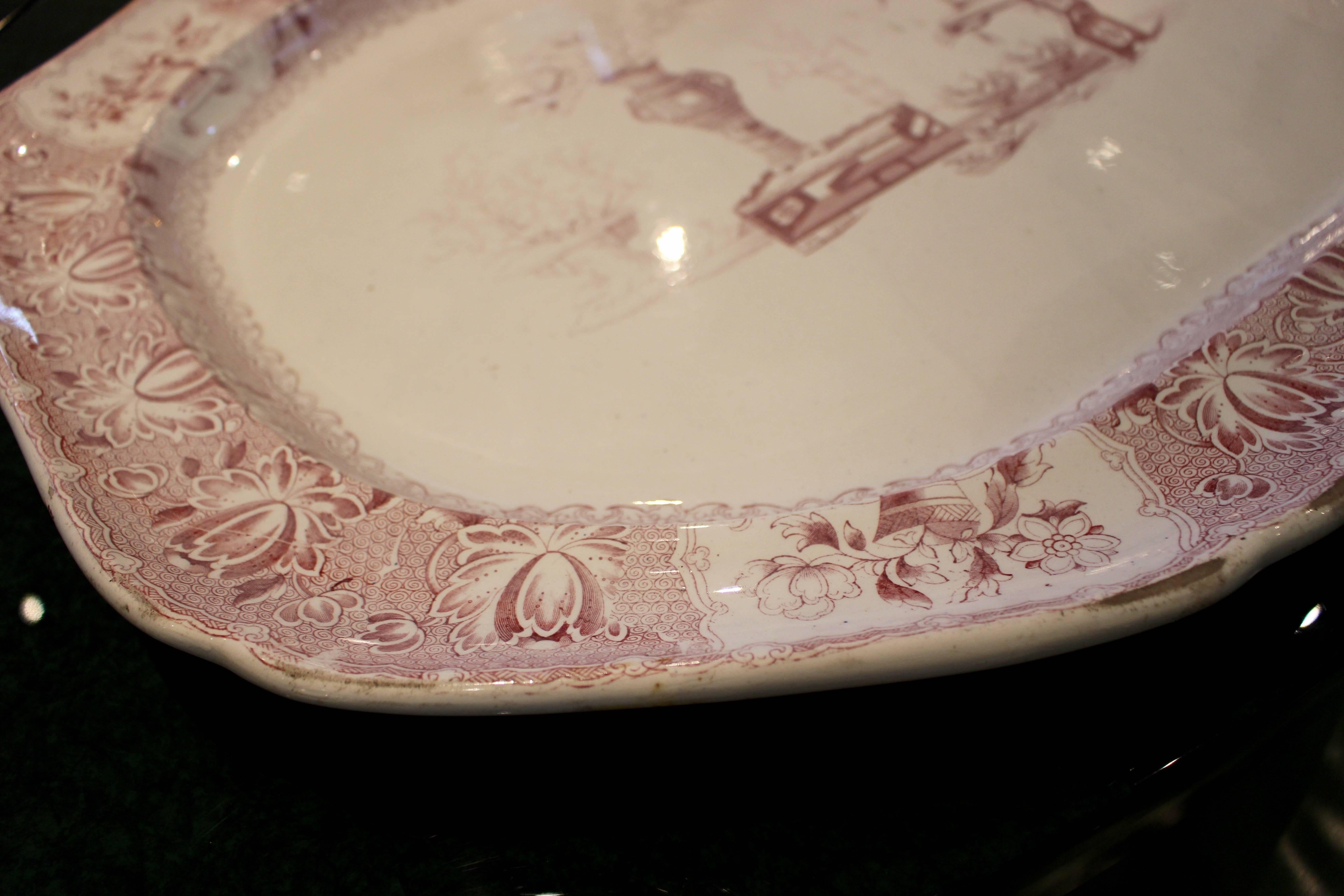 19th century English Large Faience Serving Platter with Chinoiserie Scene In Good Condition For Sale In Palm Desert, CA