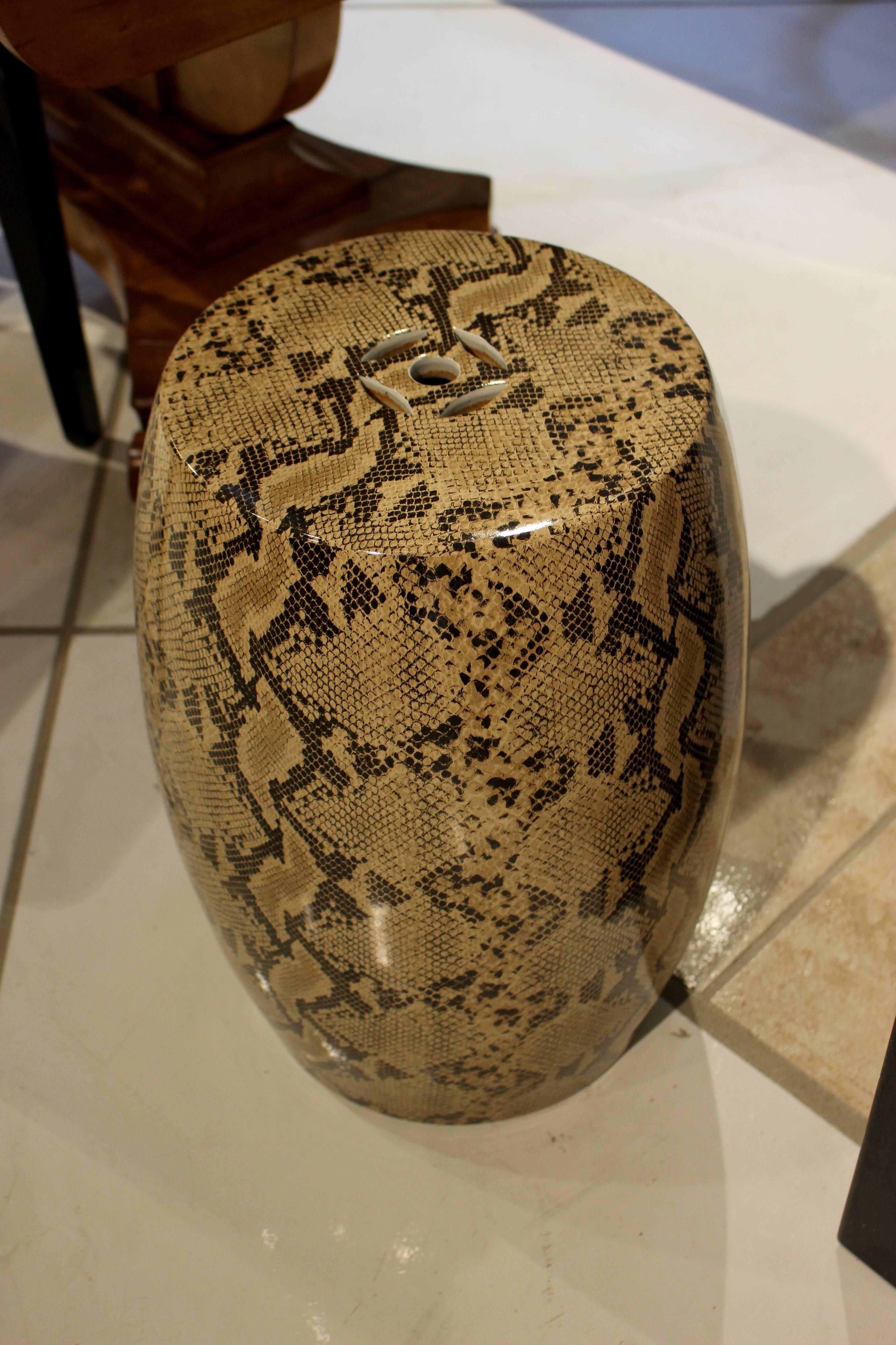 Contemporary Ceramic Stool with Snakeskin Design
