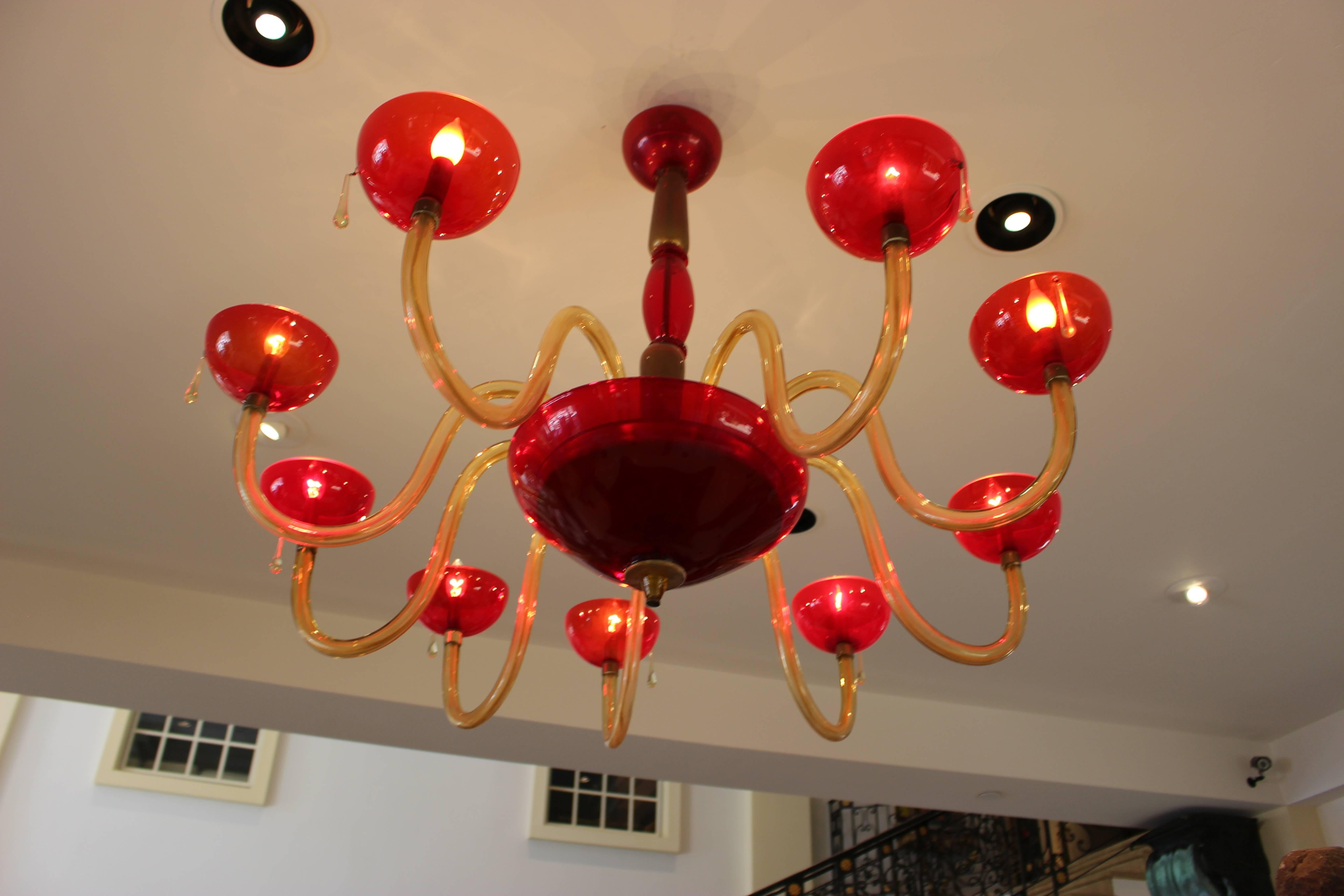 Vintage Italian 1970s Ruby Gold and Colorless Murano Glass Nine-Light Chandelier For Sale 2