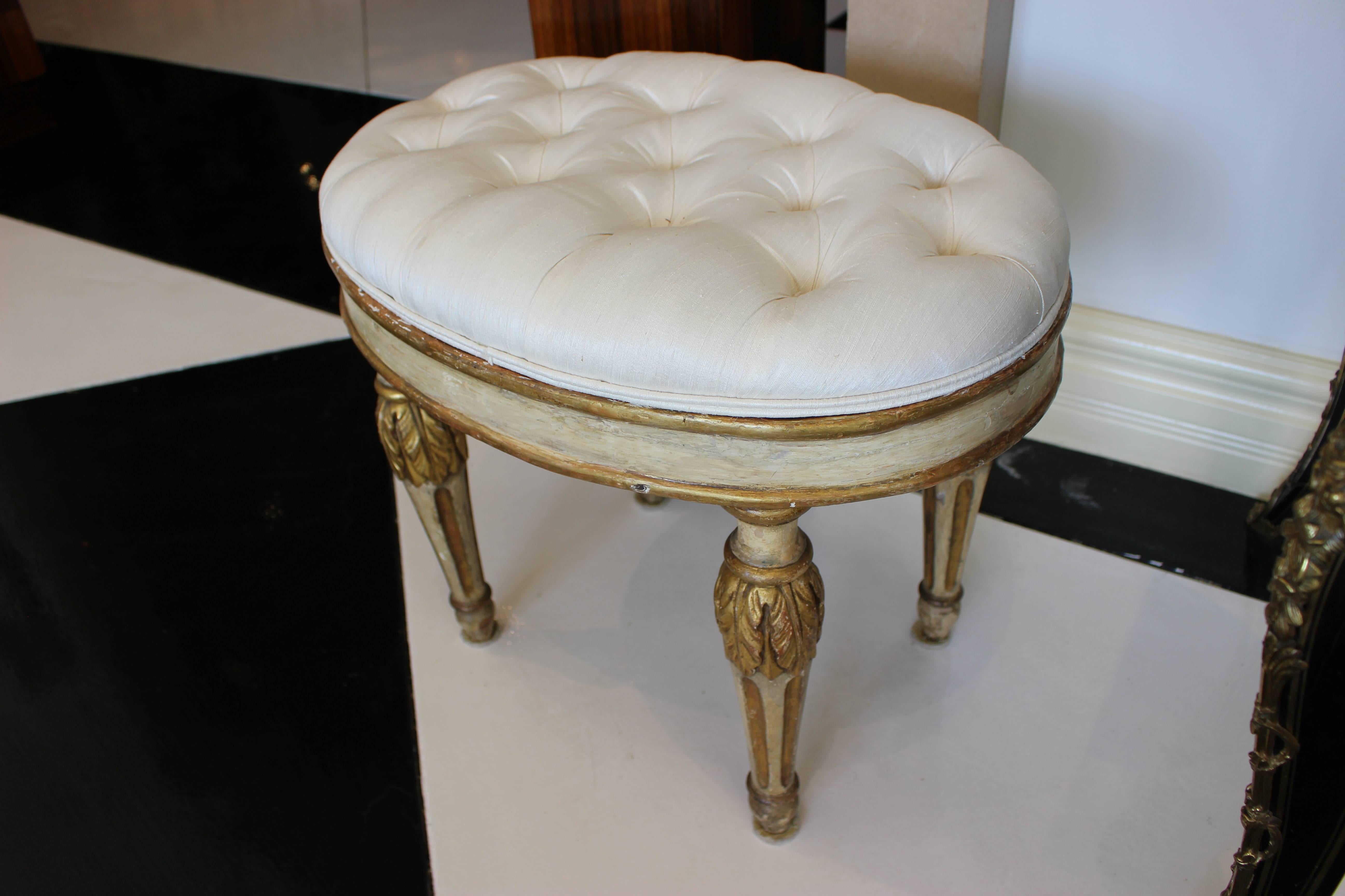 18th Century and Earlier Pair of Italian Neoclassical Late 18th Century Oval Stools with Upholstered Seat For Sale