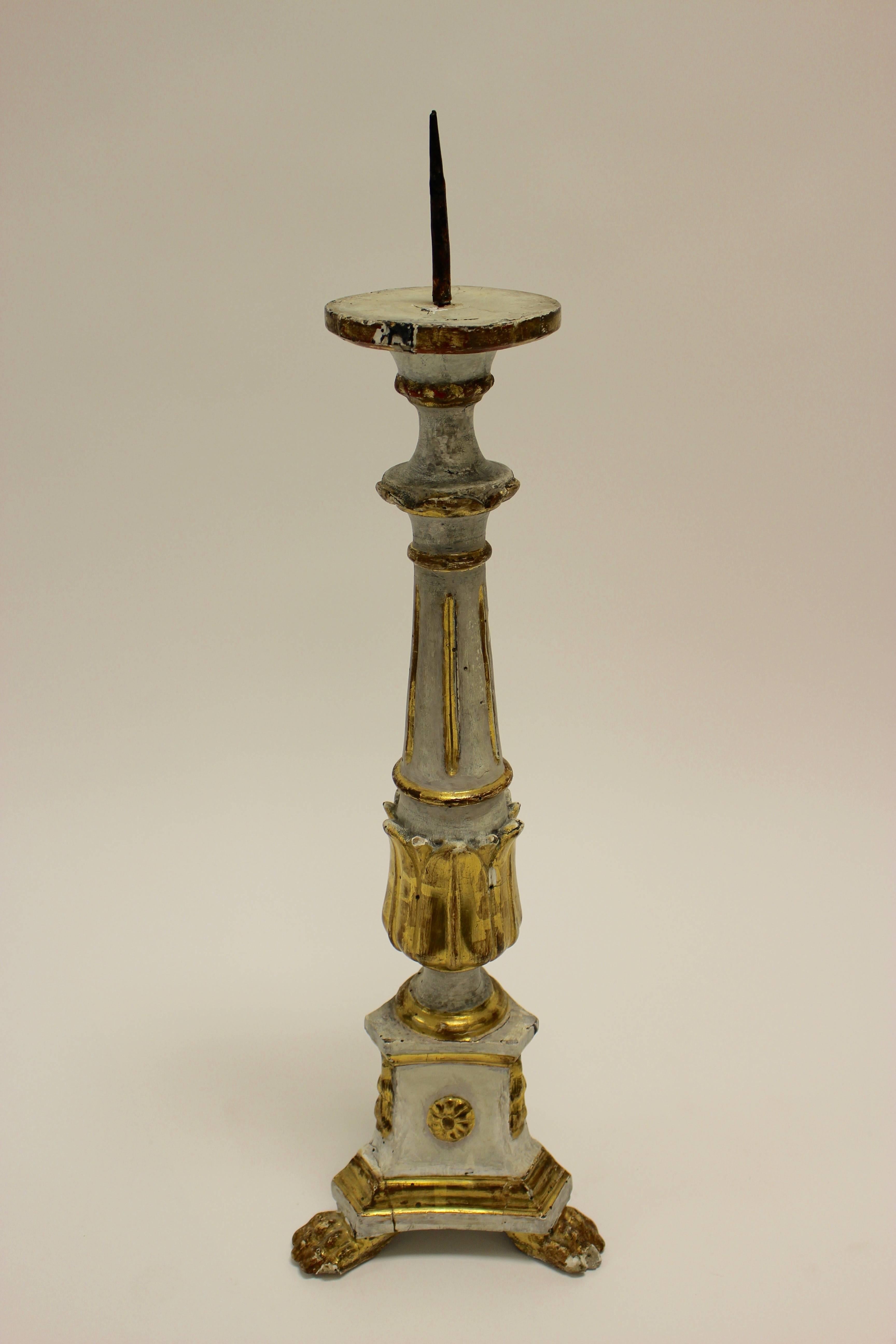 Wood Pair of Italian Neoclassical Period 18th Century Carved Giltwood Candlesticks For Sale
