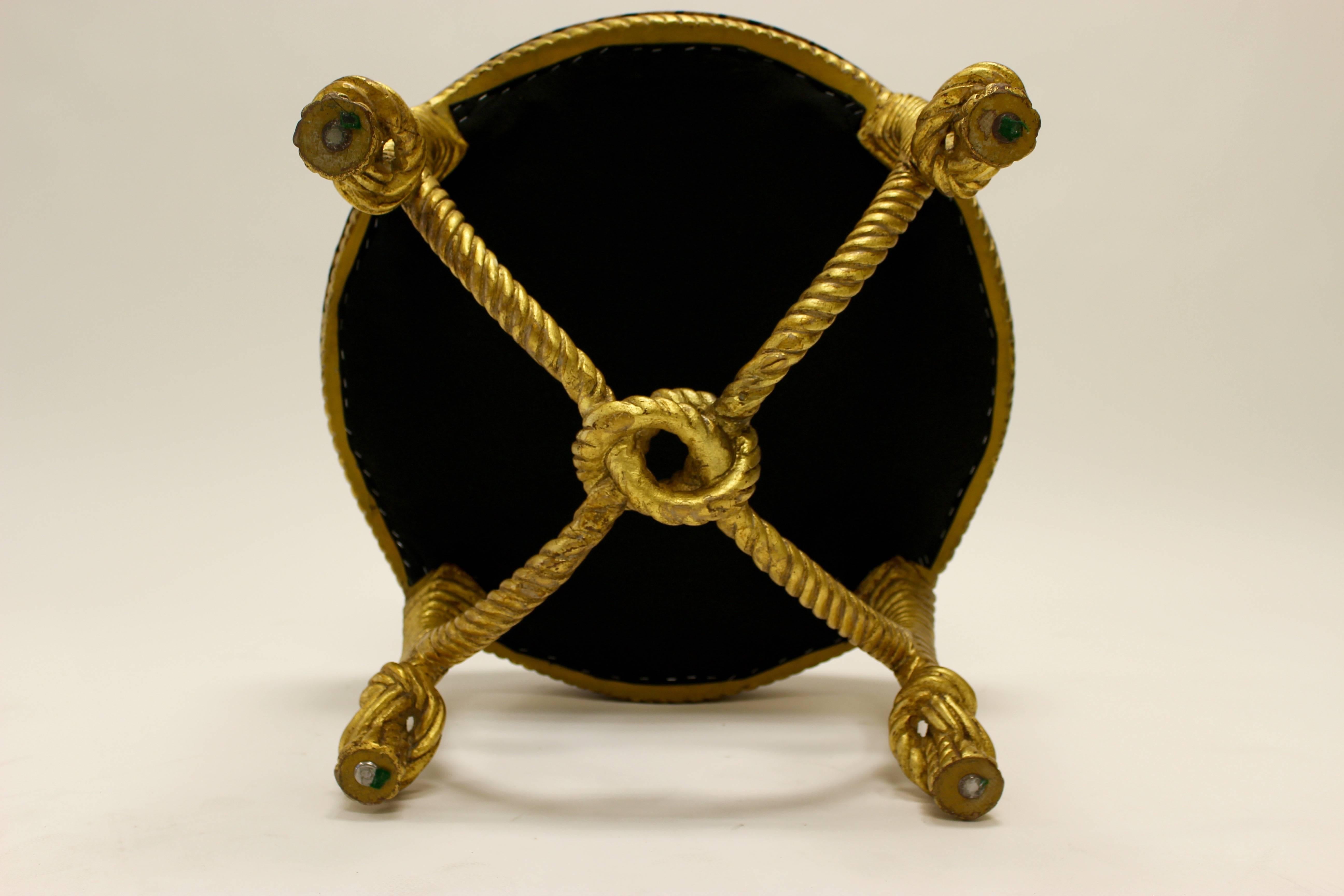 Sgabello decorativo francese in stile Napoleone III in corda di legno dorato con tessuto animale in vendita 1