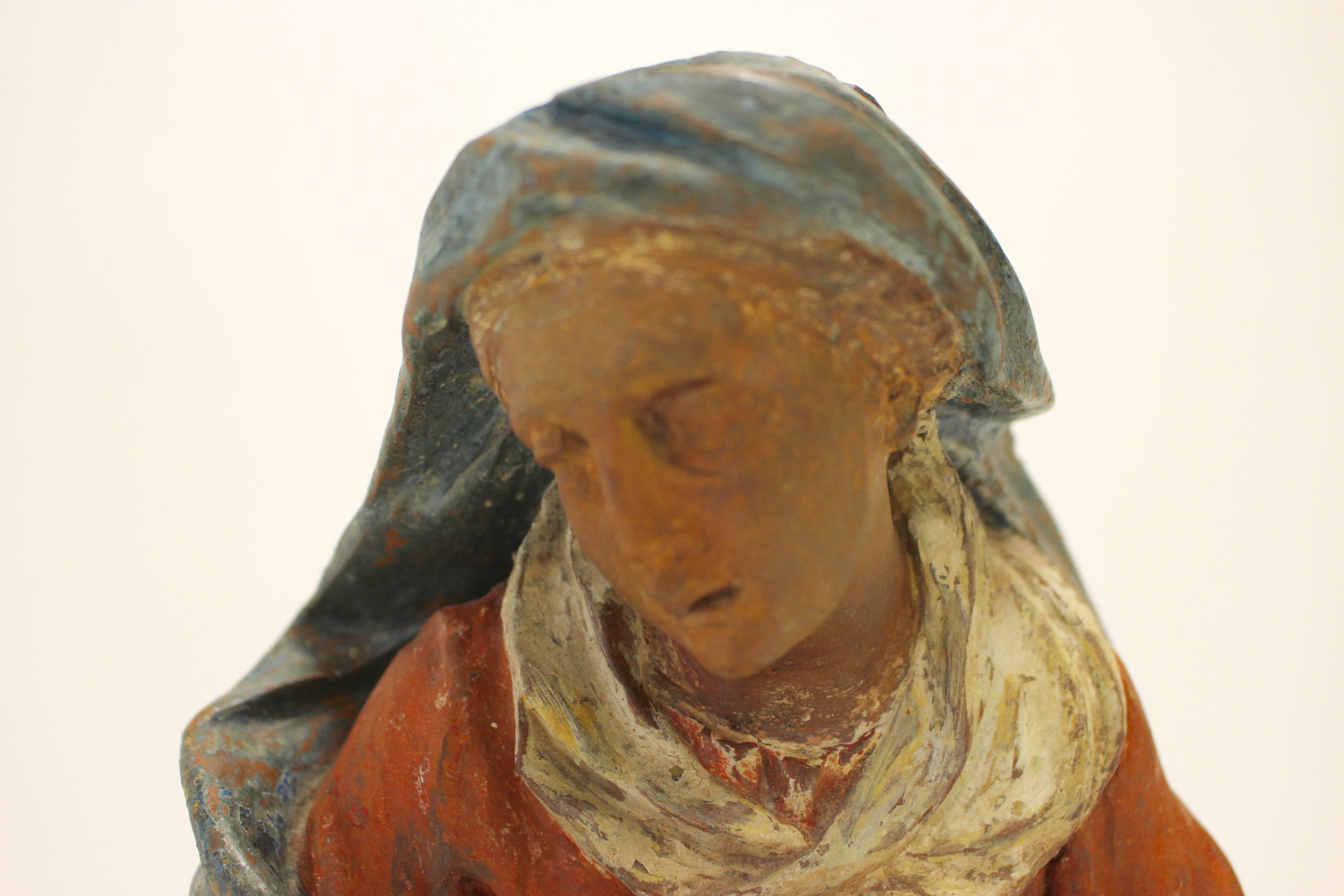 Polychromed 18th Century Continental Polychrome Terracotta Sculpture of the Kneeling Virgin For Sale