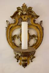 18th Century Italian Baroque Parcel-Gilt Ochre Painted One-Light Wall Sconce