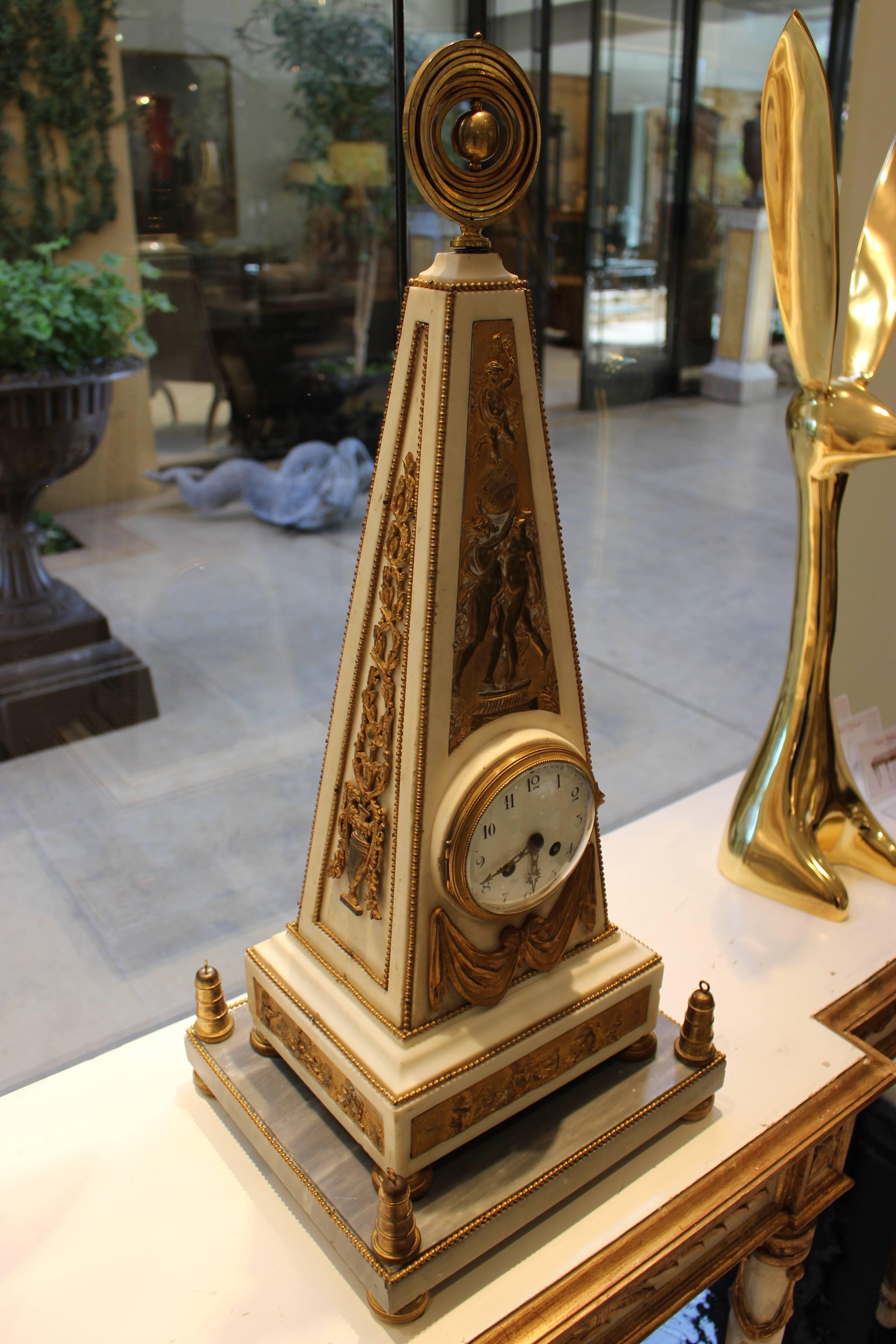 Louis XVI Style 19th Century Ormolu-Mounted White Marble Obelisk Mantel Clock In Good Condition For Sale In Palm Desert, CA
