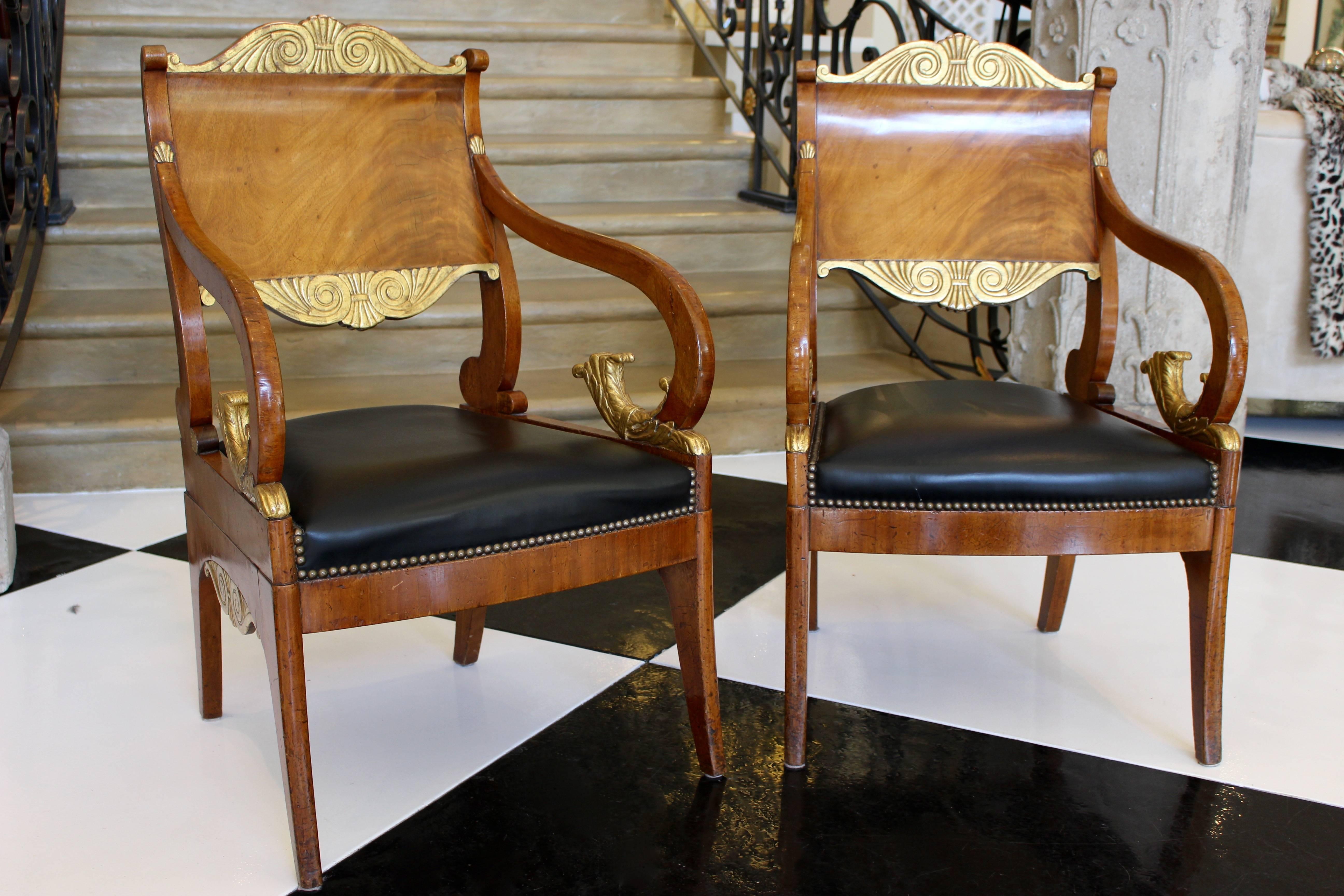 Pair of 18th Century Russian Neoclassical Period Mahogany Parcel-Gilt Armchairs For Sale 2