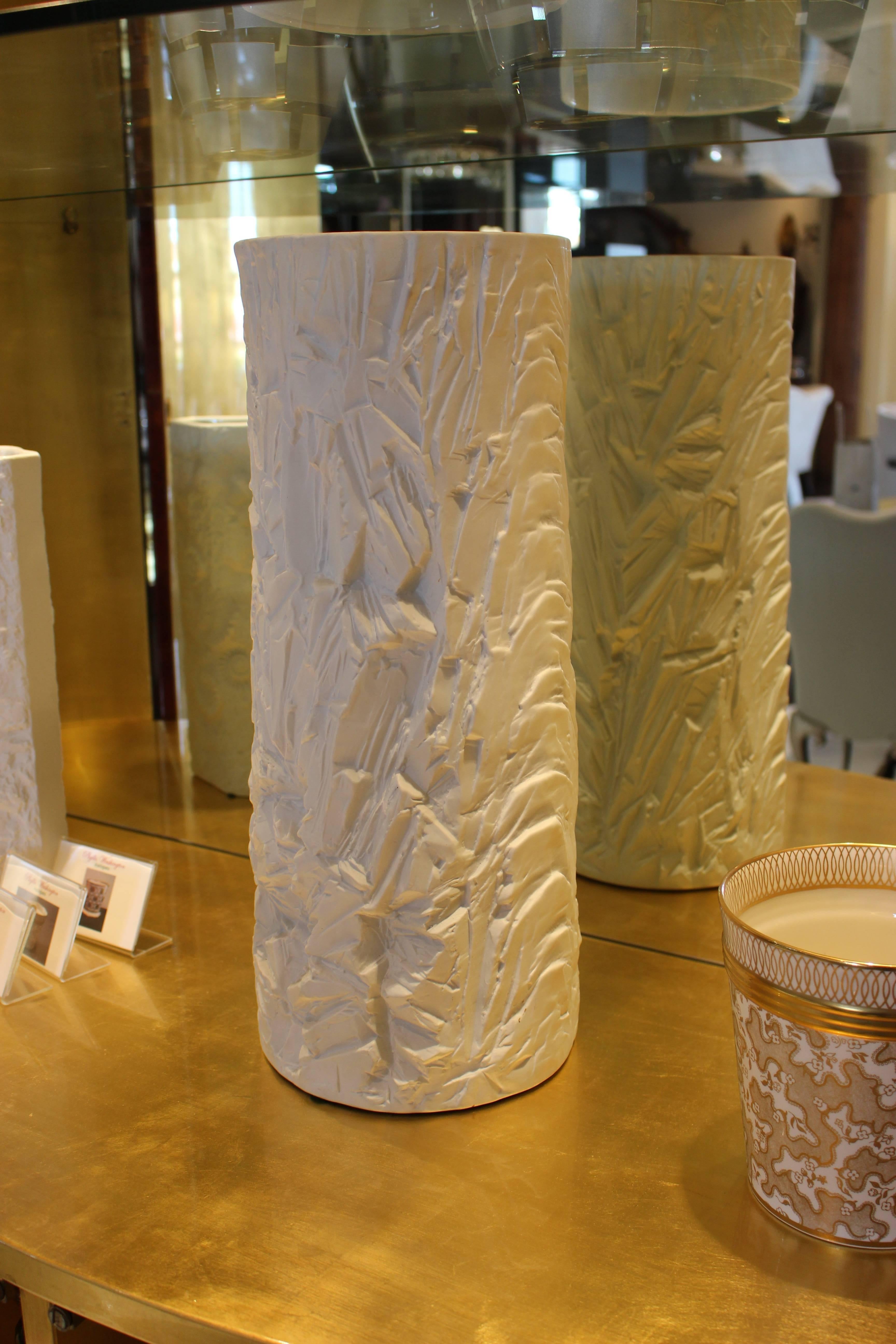 Vase de sol rare et monumental en porcelaine blanc mat Schumann Excellent état - En vente à Palm Desert, CA