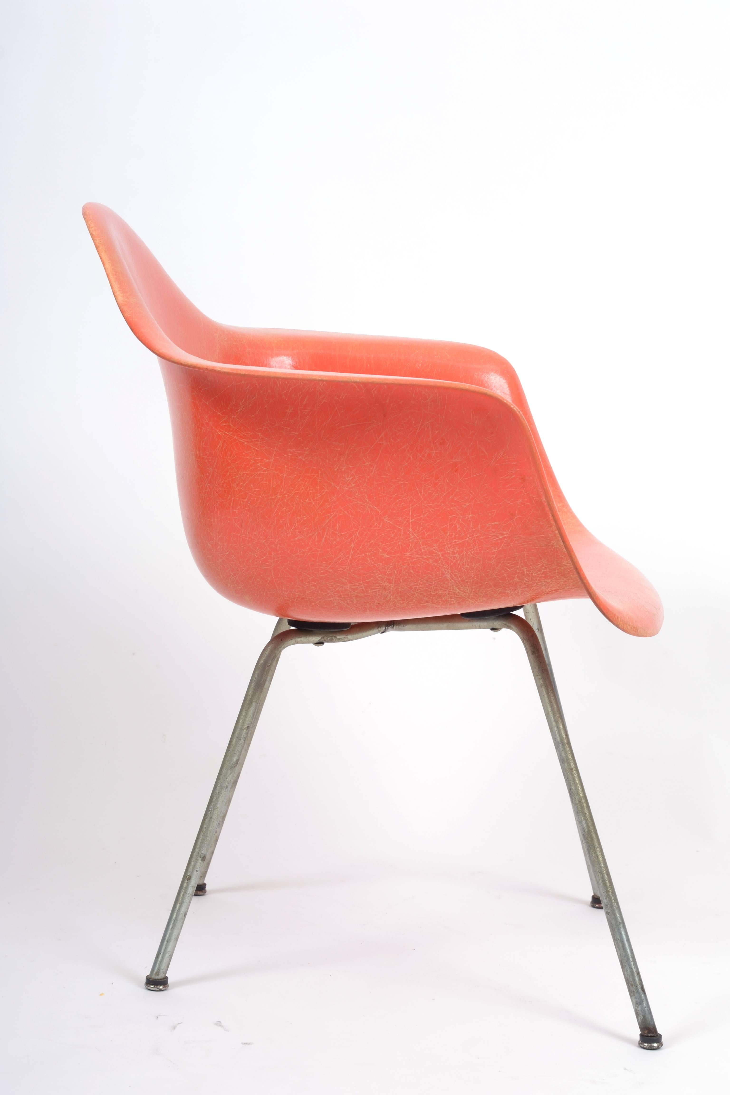 Mid-Century Modern 1950s Salmon Eames Zenith Rope Edge Chair MAX for Herman Miller