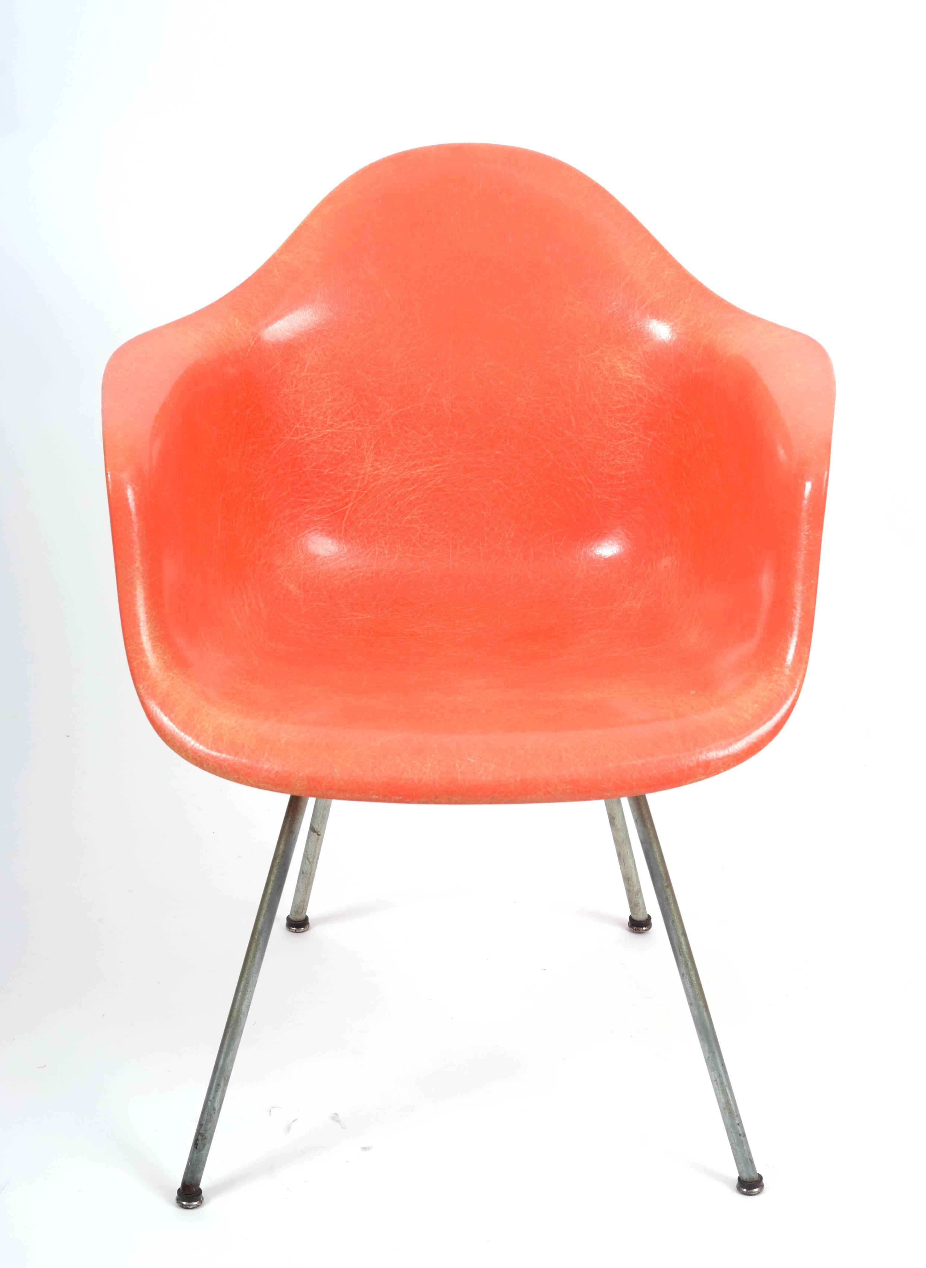 A fantastic, early, all original example with even color throughout. Featuring rope edge, medium 