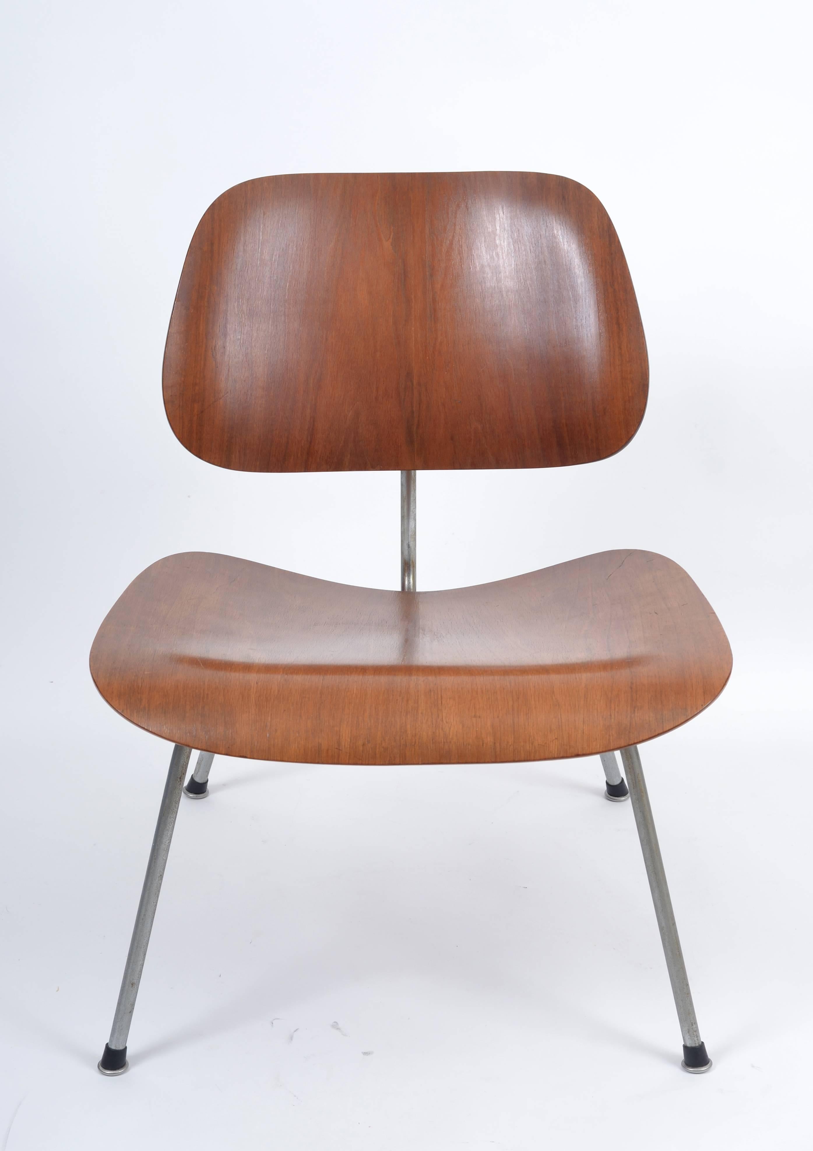 Mid-Century Modern Early Rare Teak LCM by Charles Eames for Herman Miller For Sale
