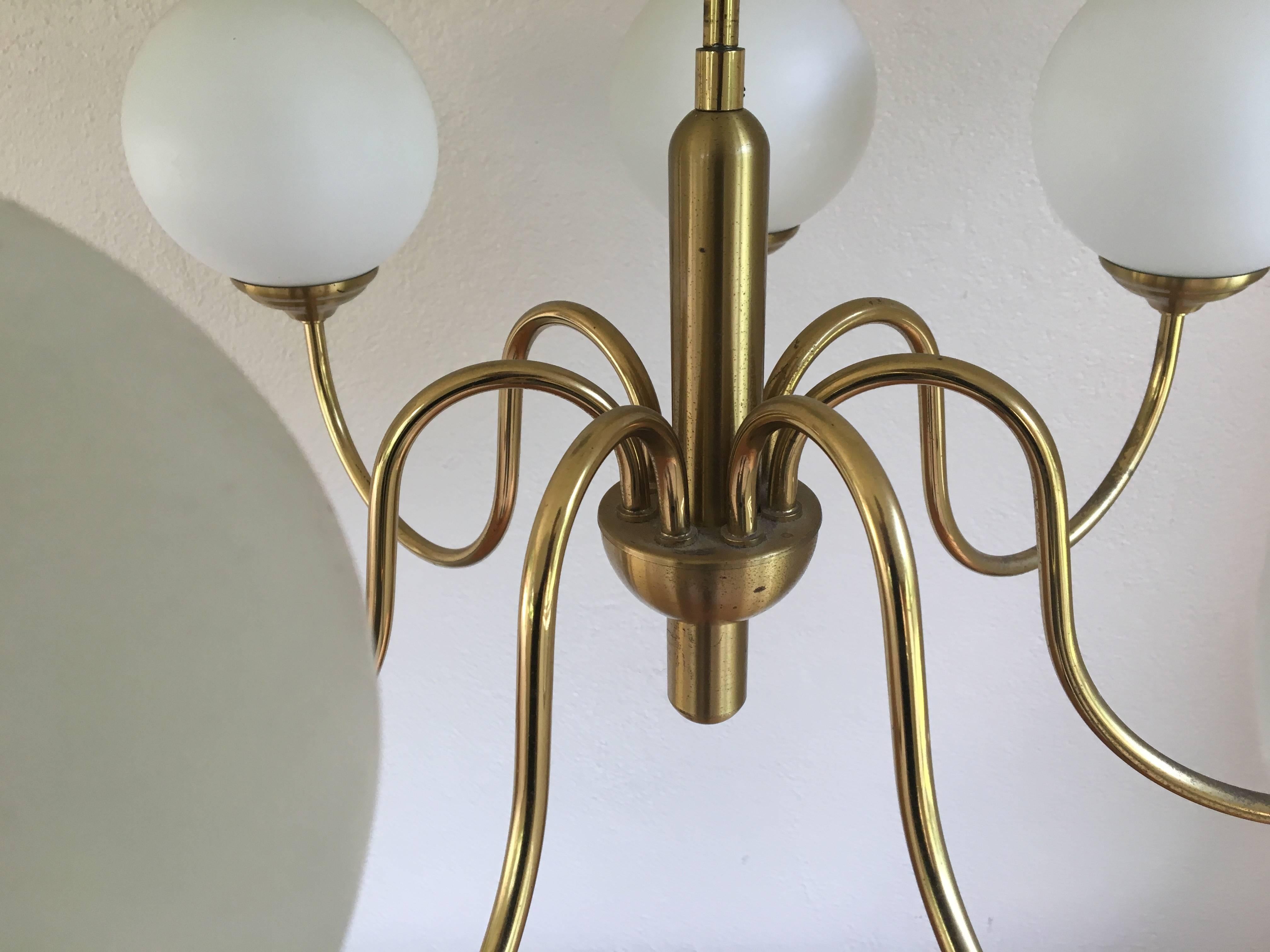 Seven-Arm Brass Chandelier In Good Condition In Pittsburgh, PA