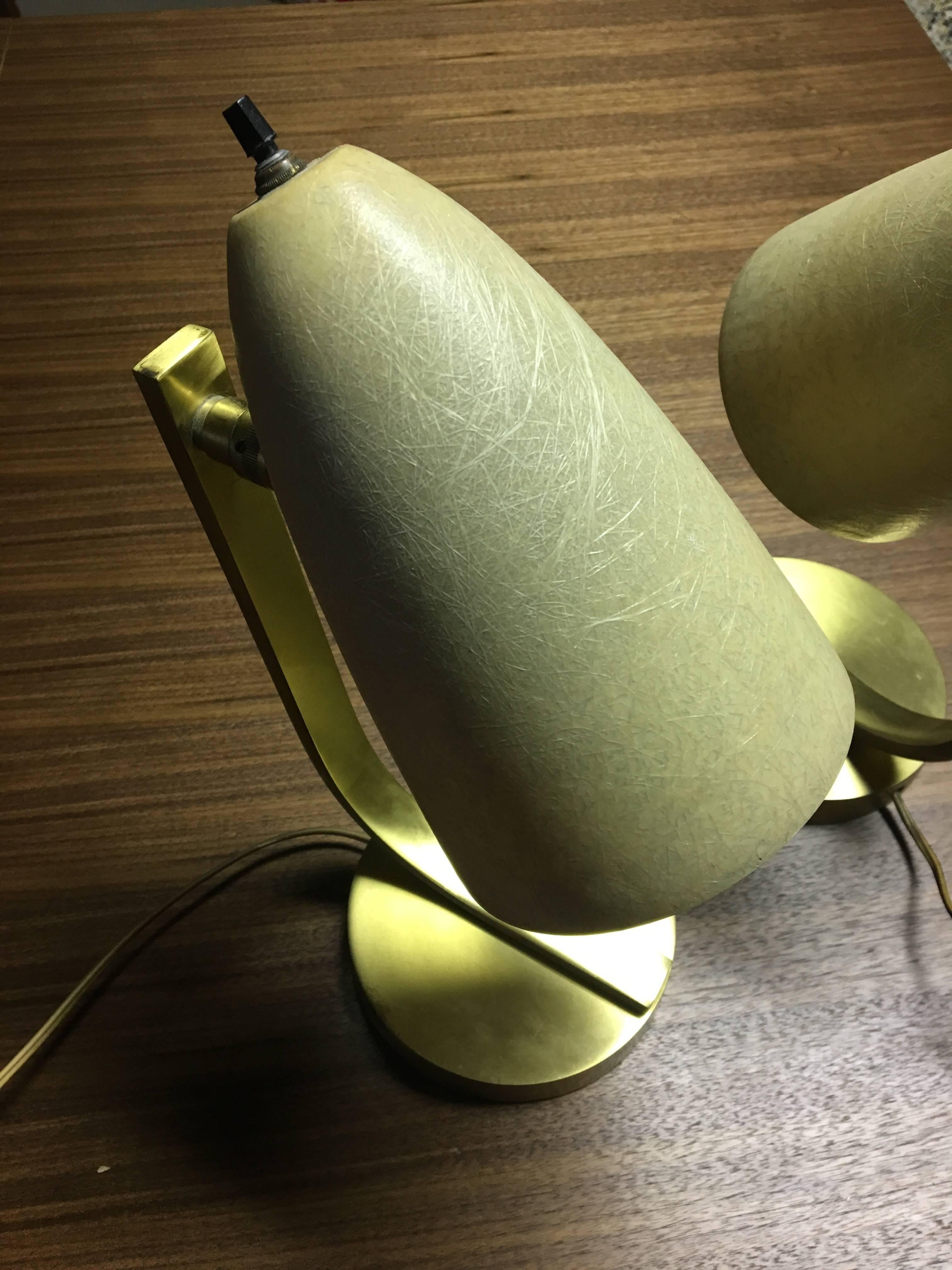 Mid-Cenutury Brass and Fiberglass Desk Lamps For Sale 1