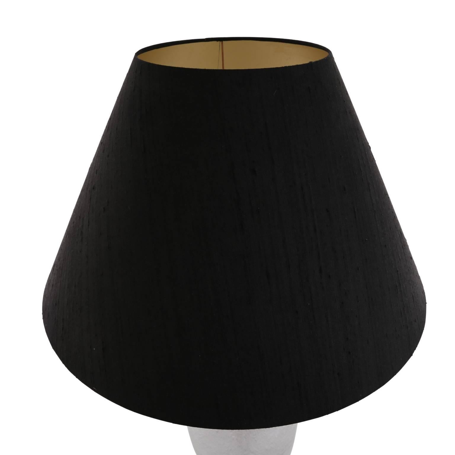Large Murano glass table lamp with lampshade in black fabric.
