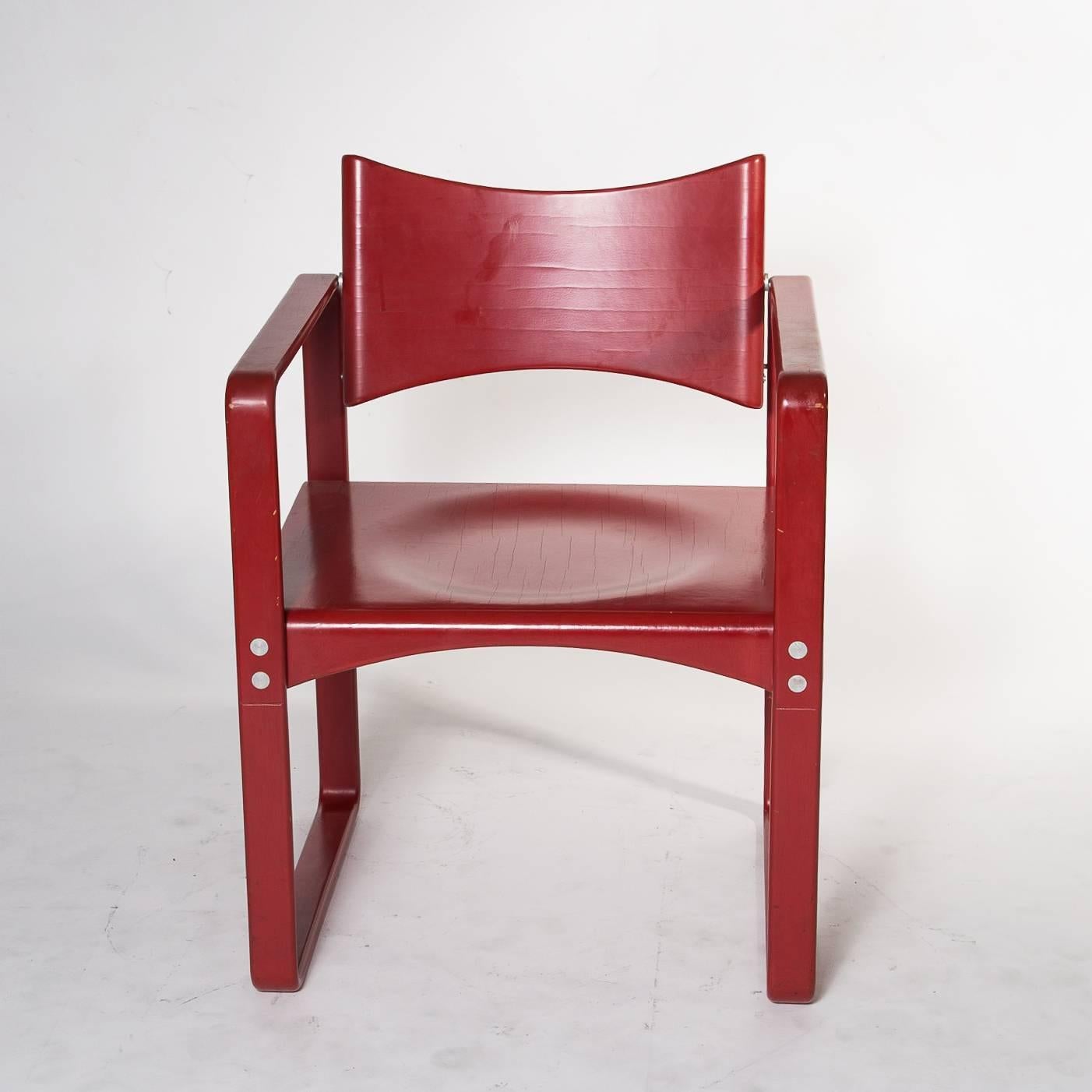 A red No. 271 Verner Panton dining chair for Thonet, circa 1970.
With stained beechwood.

This is the rare dinner chair version.

Part of a private Thonet family member collection.
          