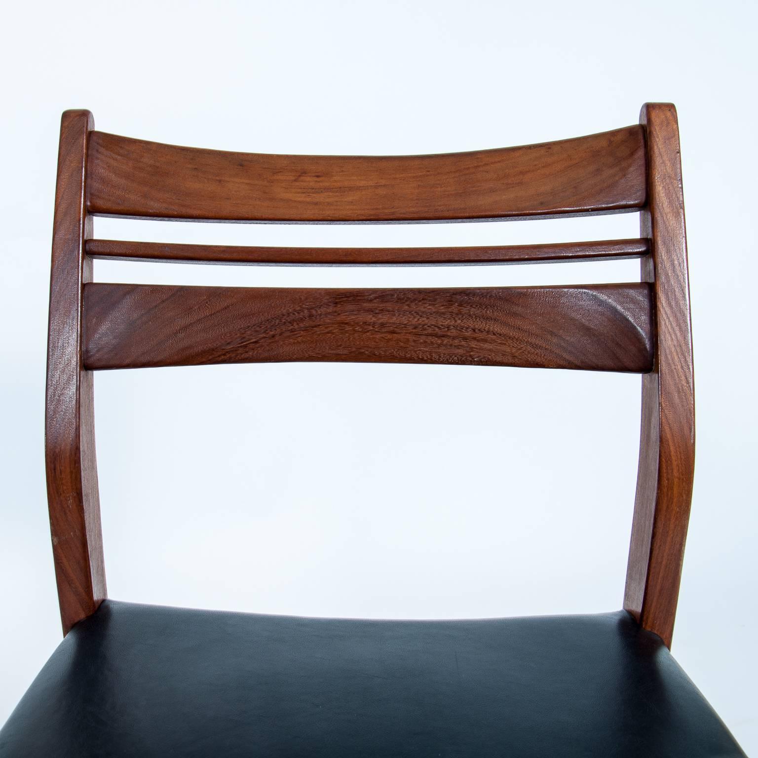 Set of Four Mid-Century Danish Design Dining Chairs by Arne Vodder, Denmark For Sale 1